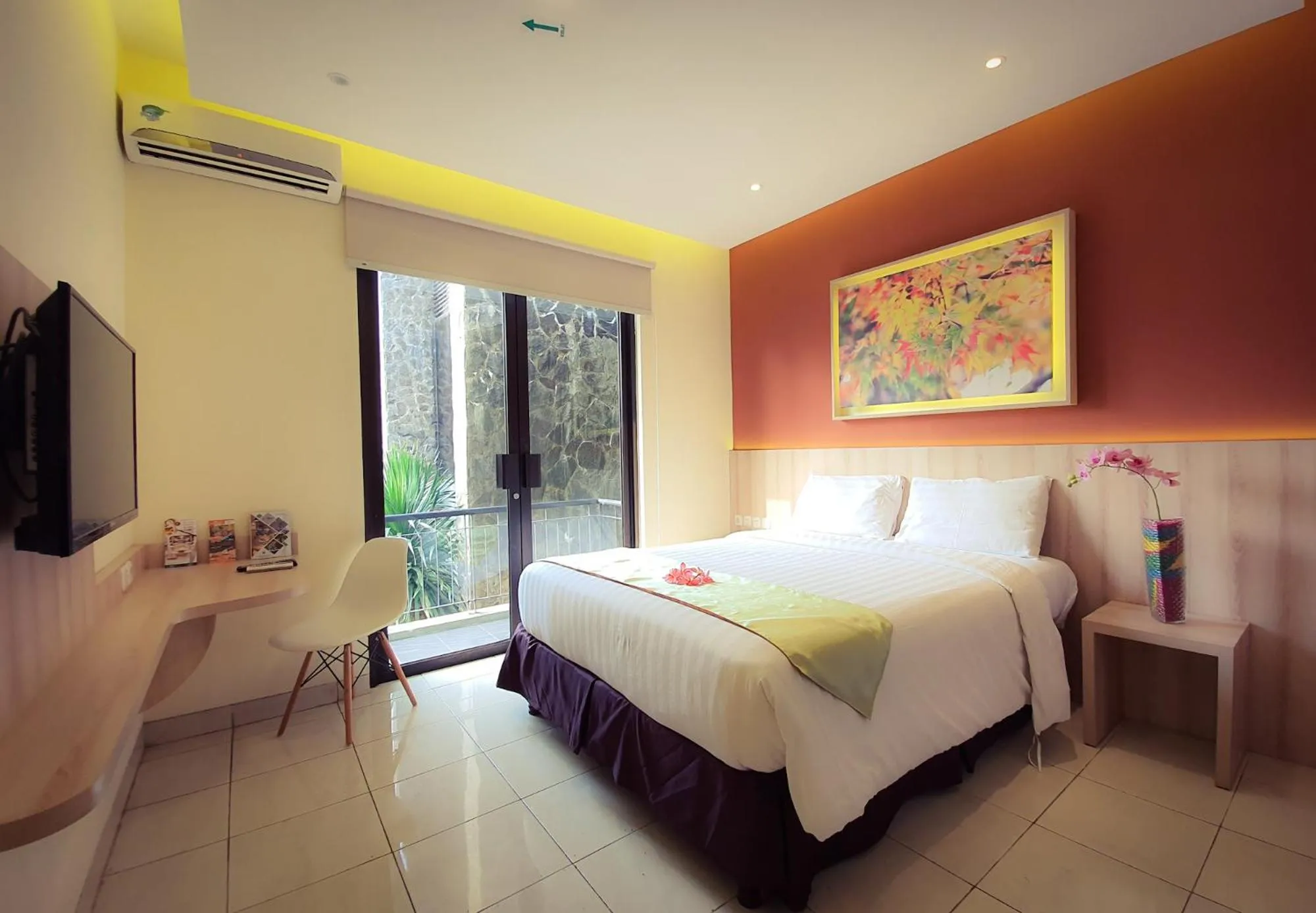 Double Room with Balcony in D'Bamboo Suites
