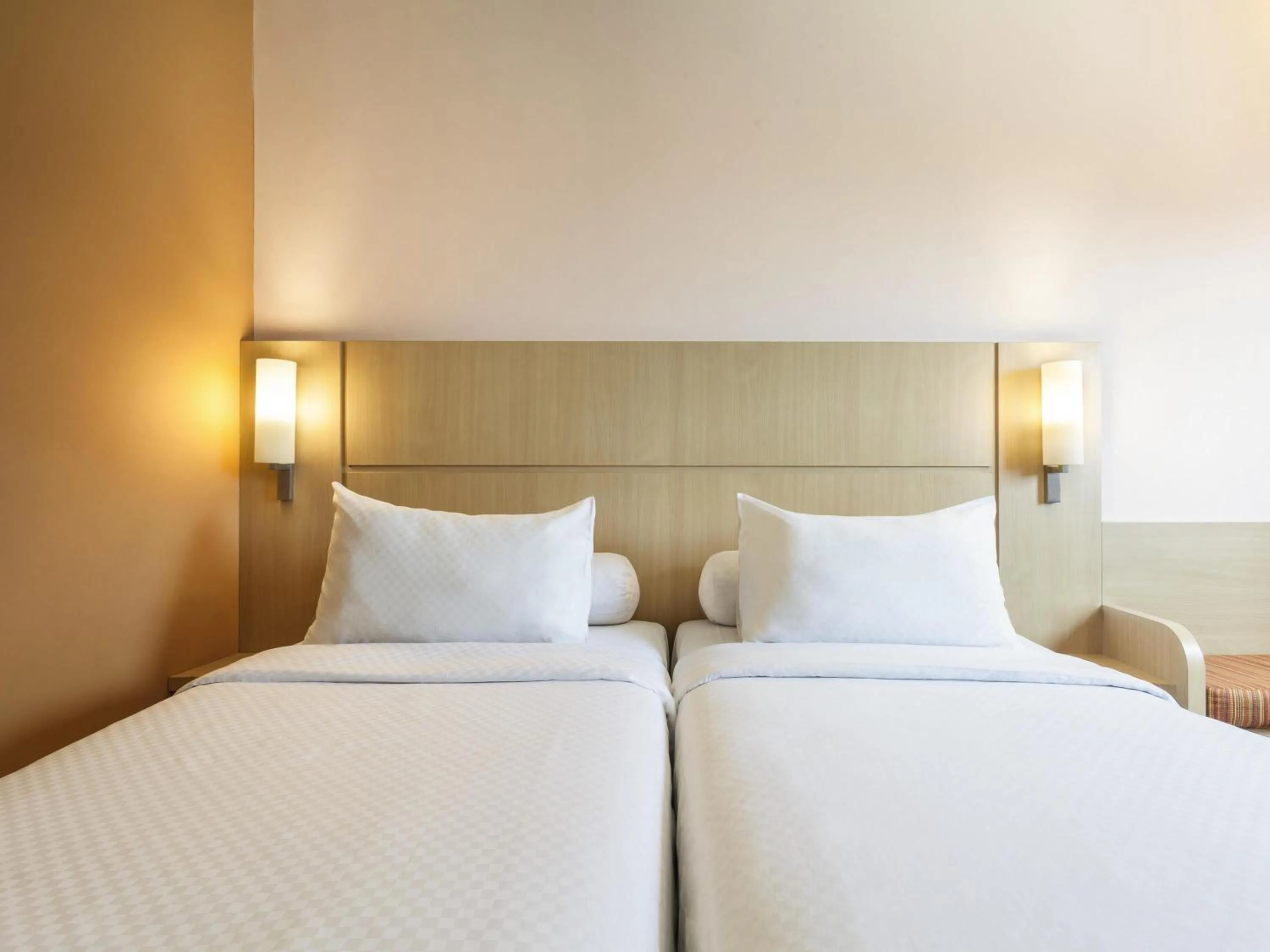 Standard Twin Room in Ibis Balikpapan
