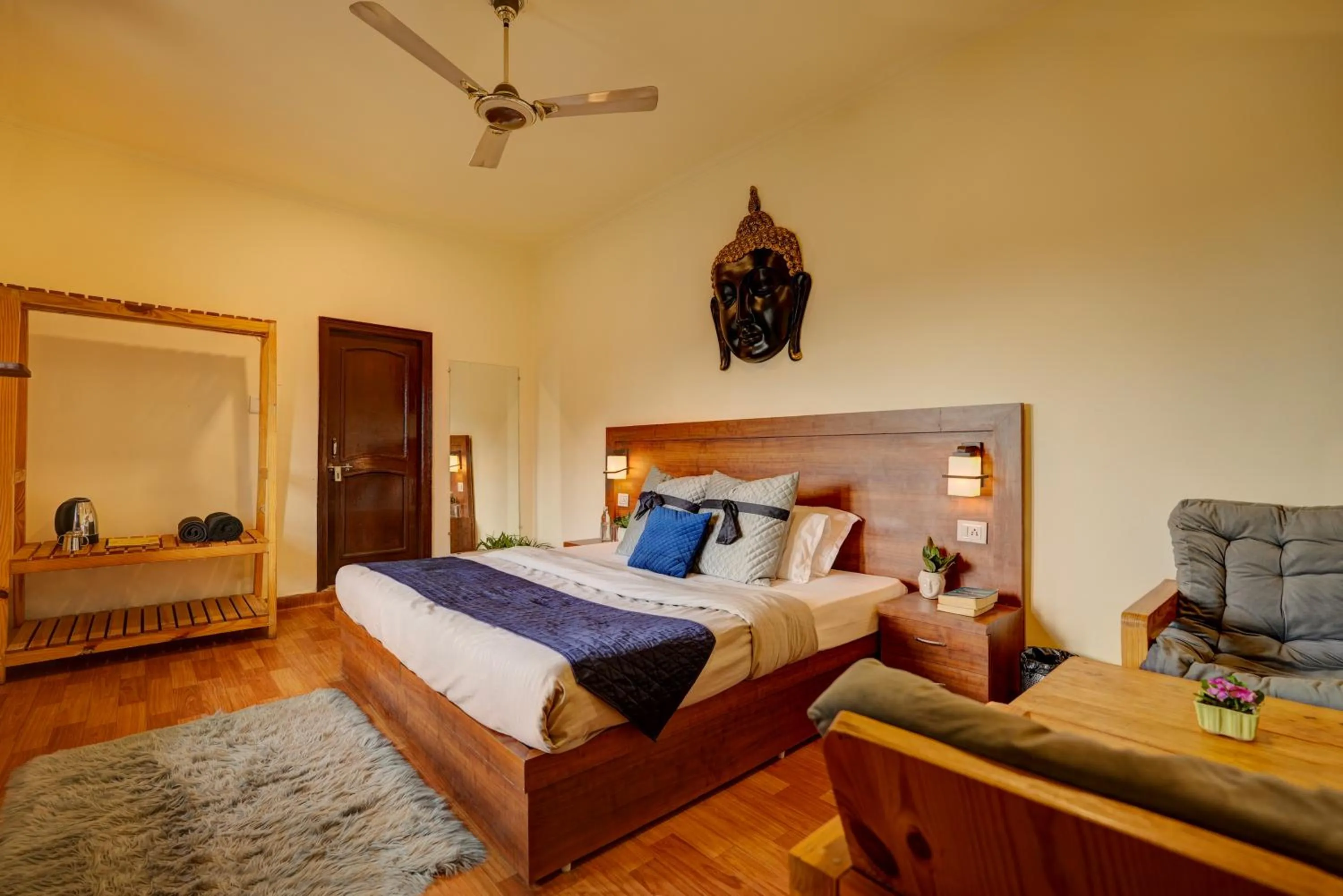 Double Room with Terrace in Shalom Backpackers Rishikesh