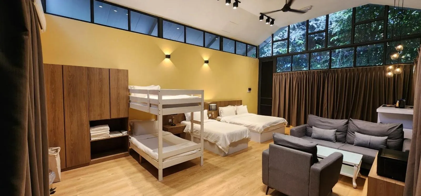 Chalet (5 Pax) in Boulder Valley