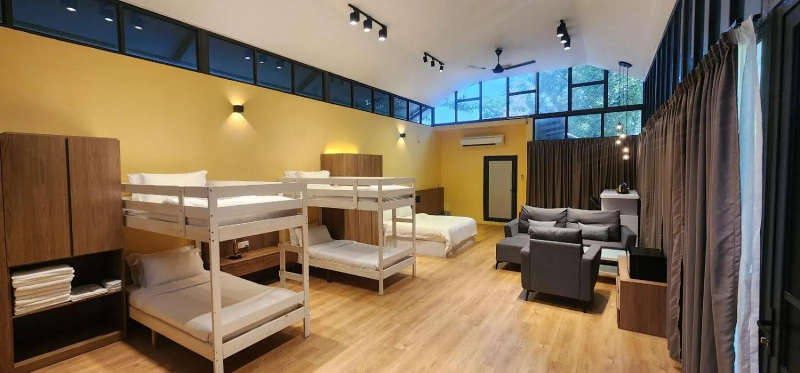 Chalet (6 Pax) in Boulder Valley