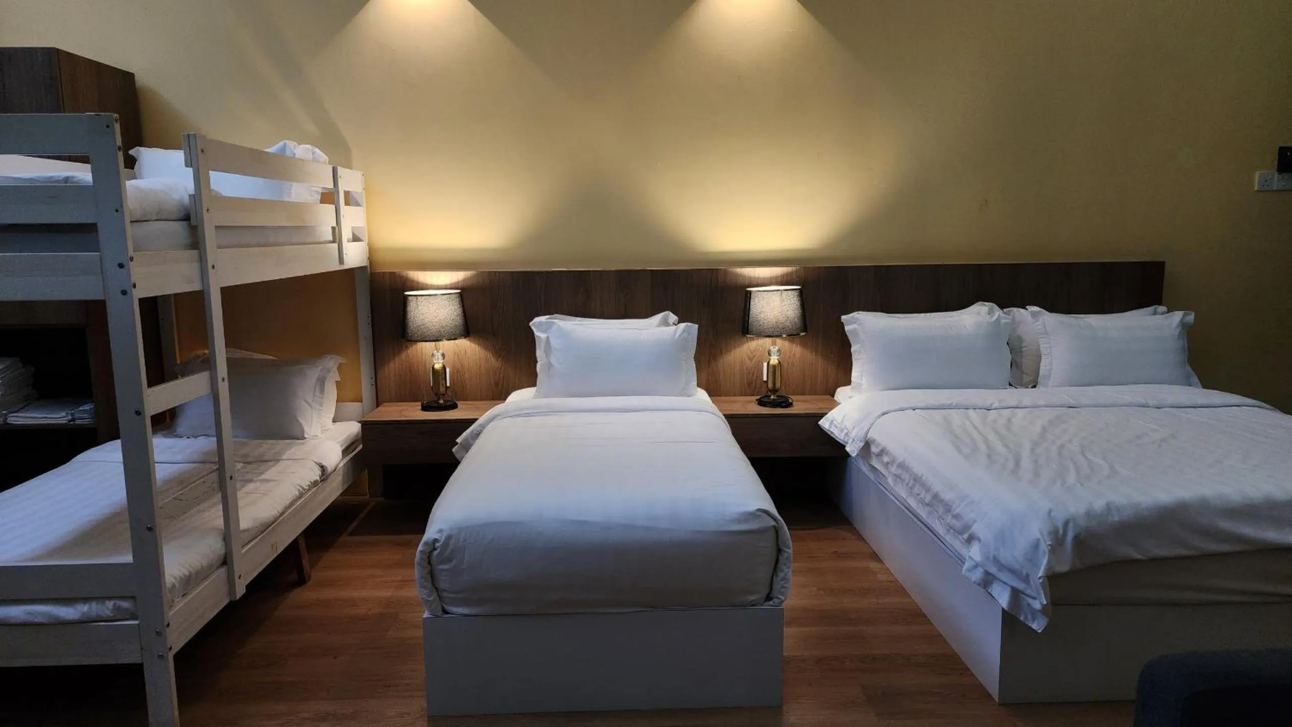 Chalet (5 Pax) in Boulder Valley