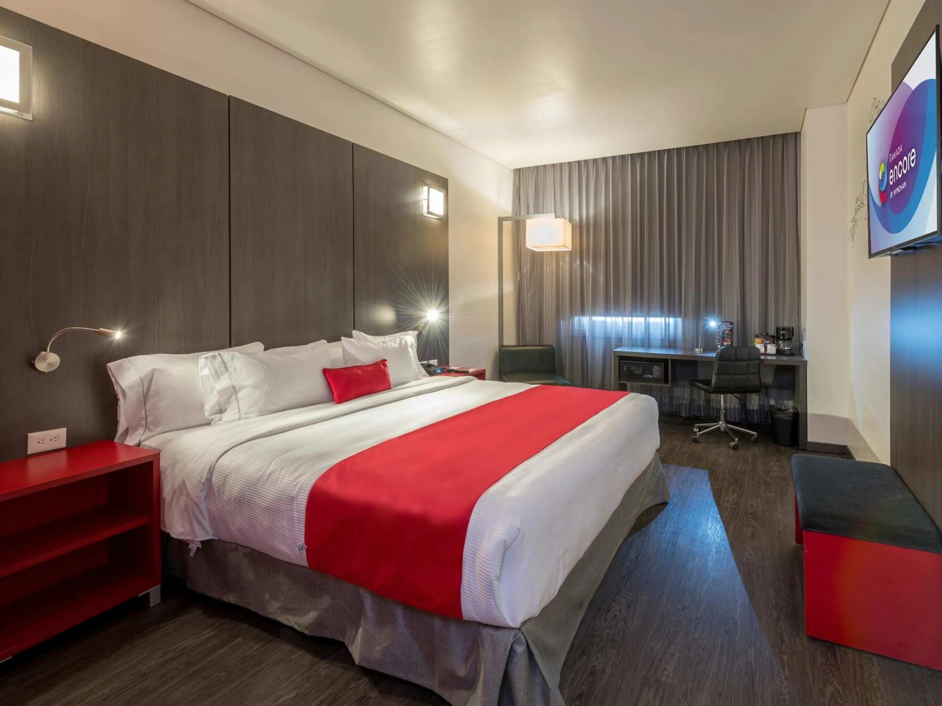 King Room - Non-Smoking in Ramada Encore by Wyndham Guadalajara Sur