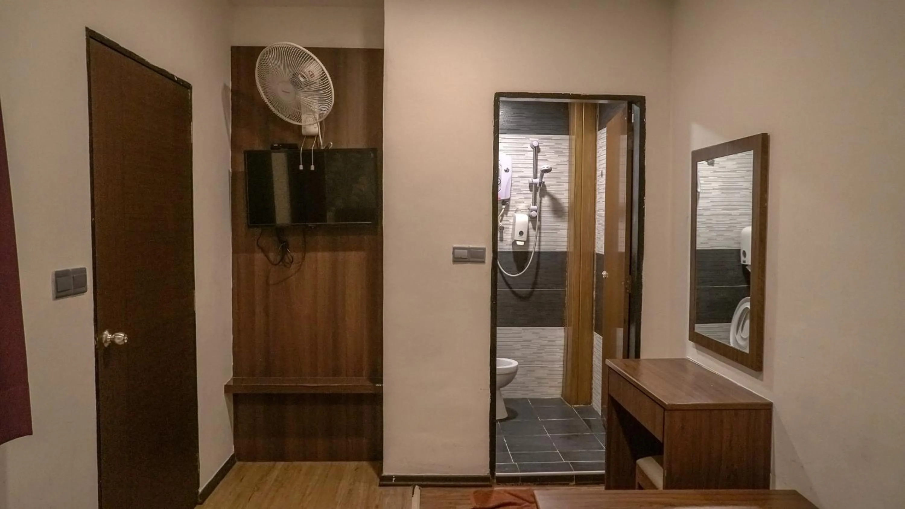 Standard Double Room in Highlanders Hotel