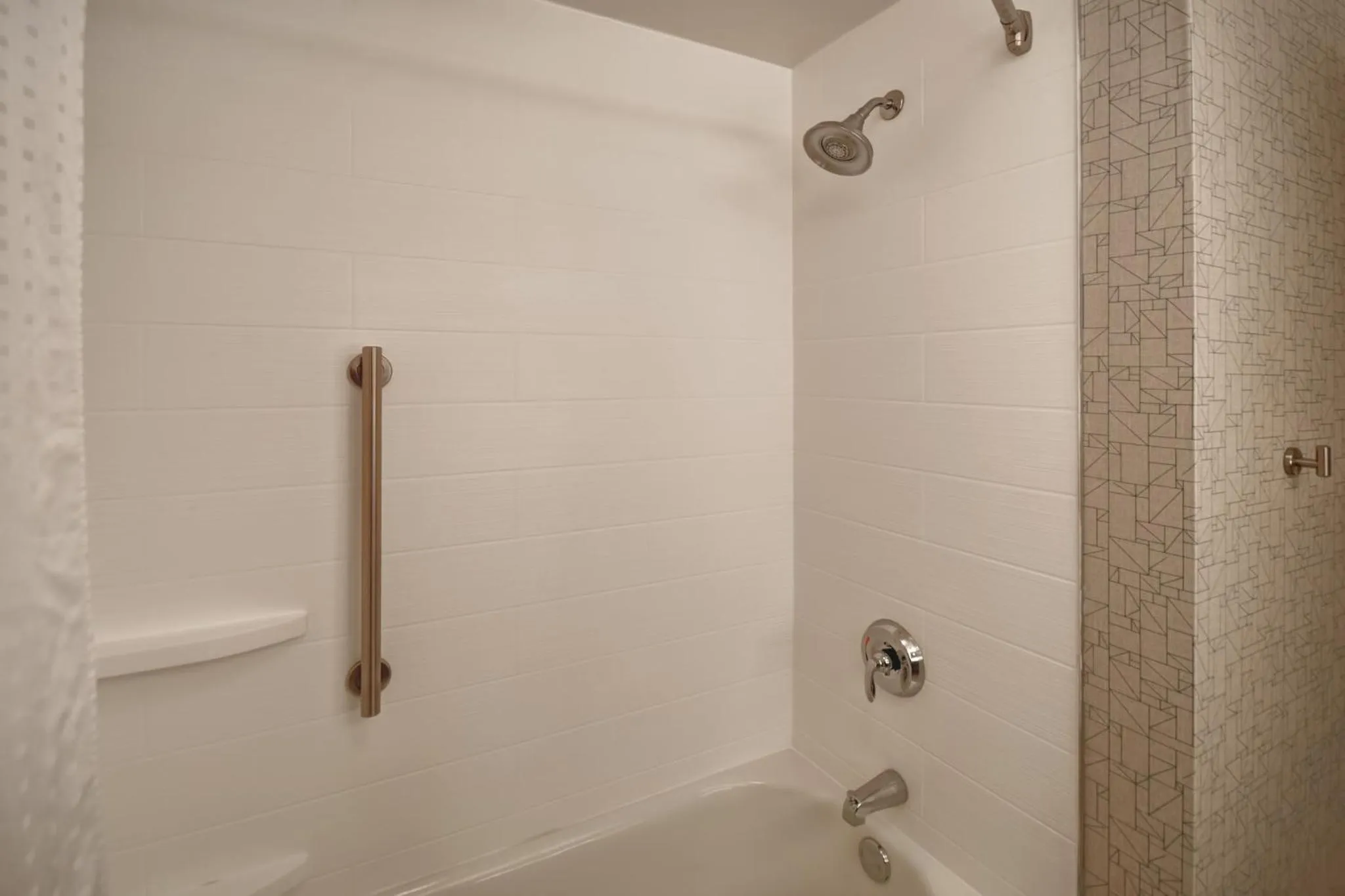 King Suite with Hearing Accessible Tub - Non-Smoking in Holiday Inn Express & Suites Schererville by IHG