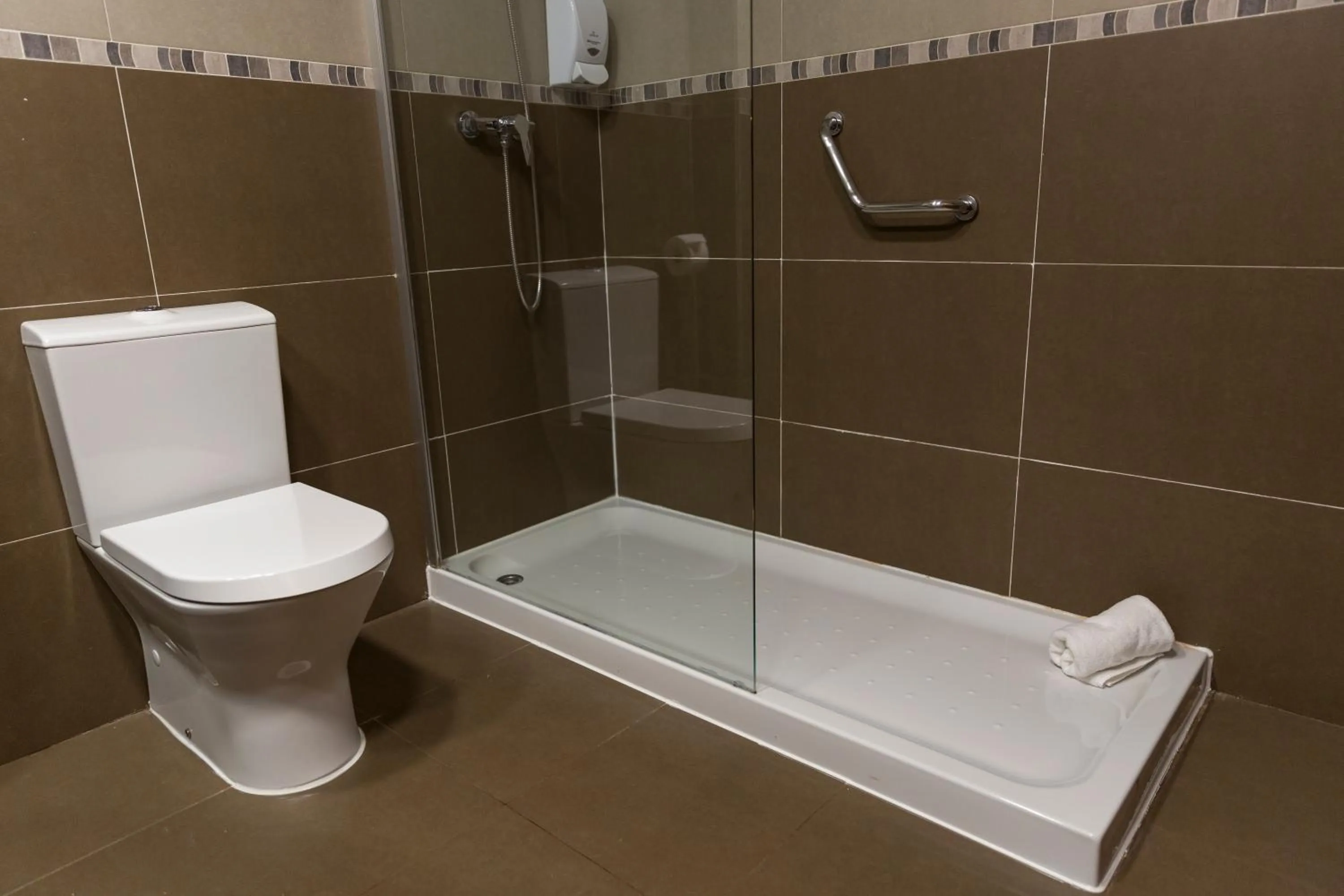 Triple Room (2 Adults + 1 Child) in Iberik Rocallaura Balneari