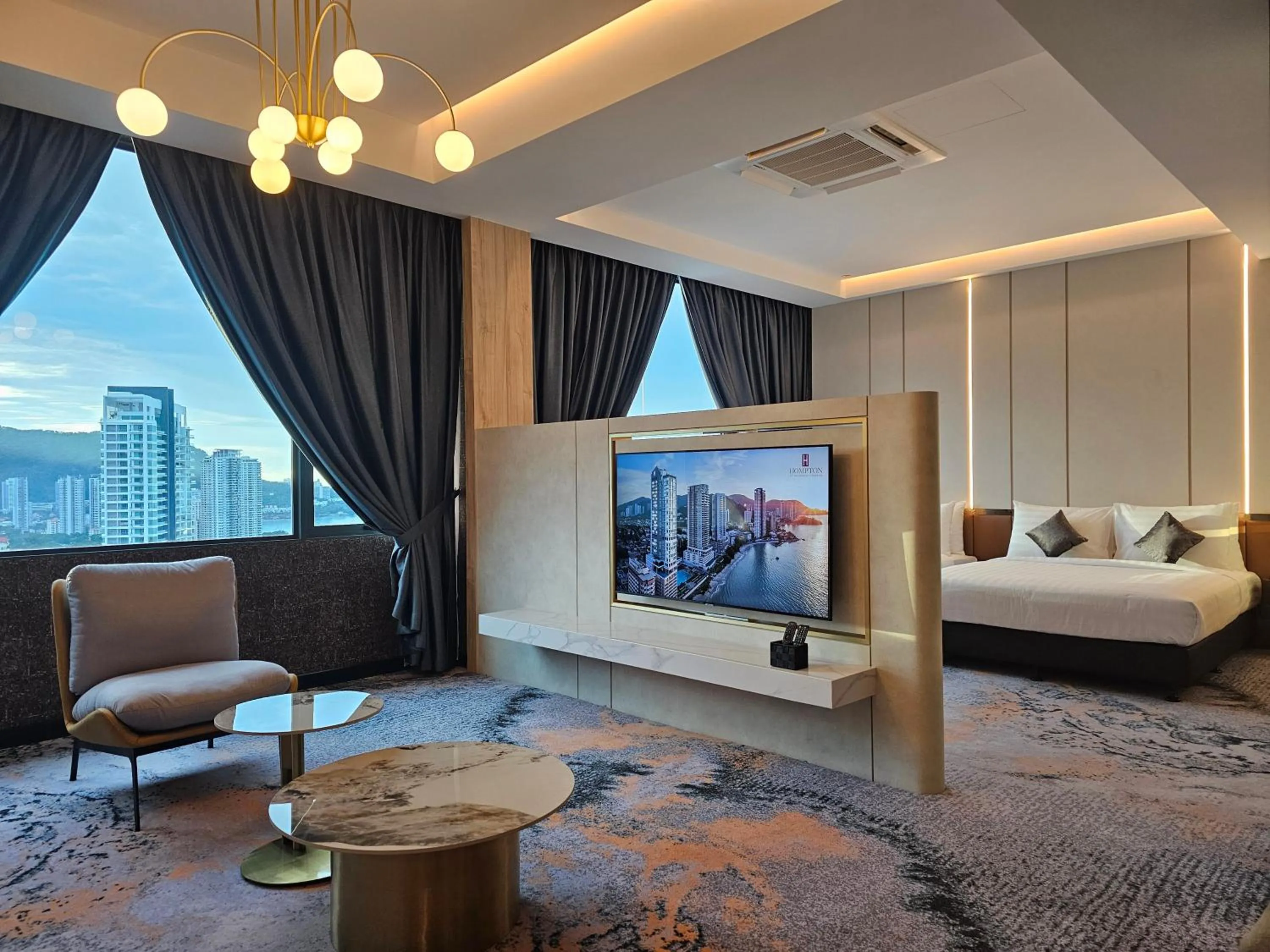 Sky Suite – Double Queen Bed in Hompton Hotel by the Beach