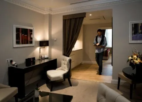 One-Bedroom Apartment in Fraser Suites Edinburgh
