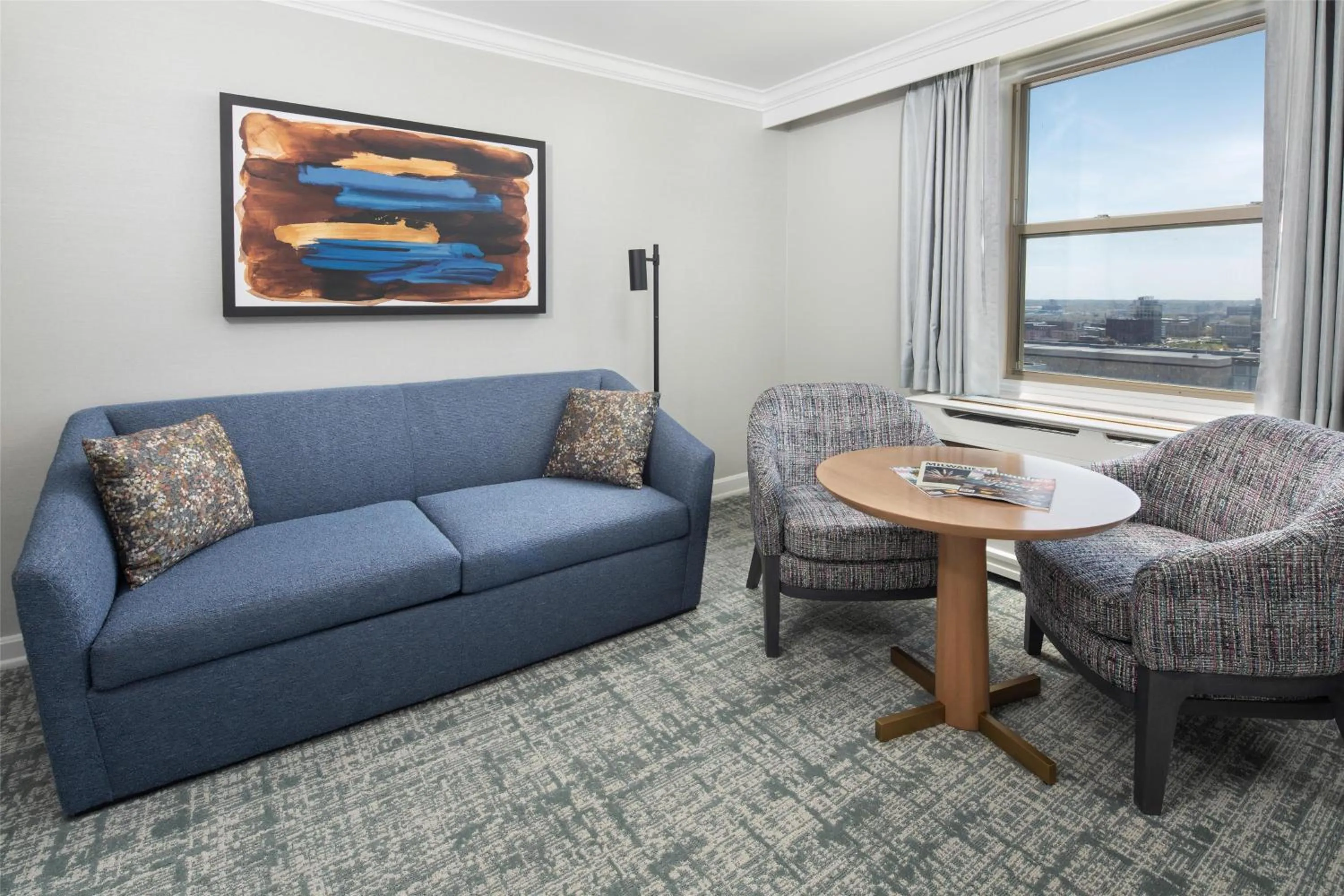 Superior King Room in Hilton Milwaukee