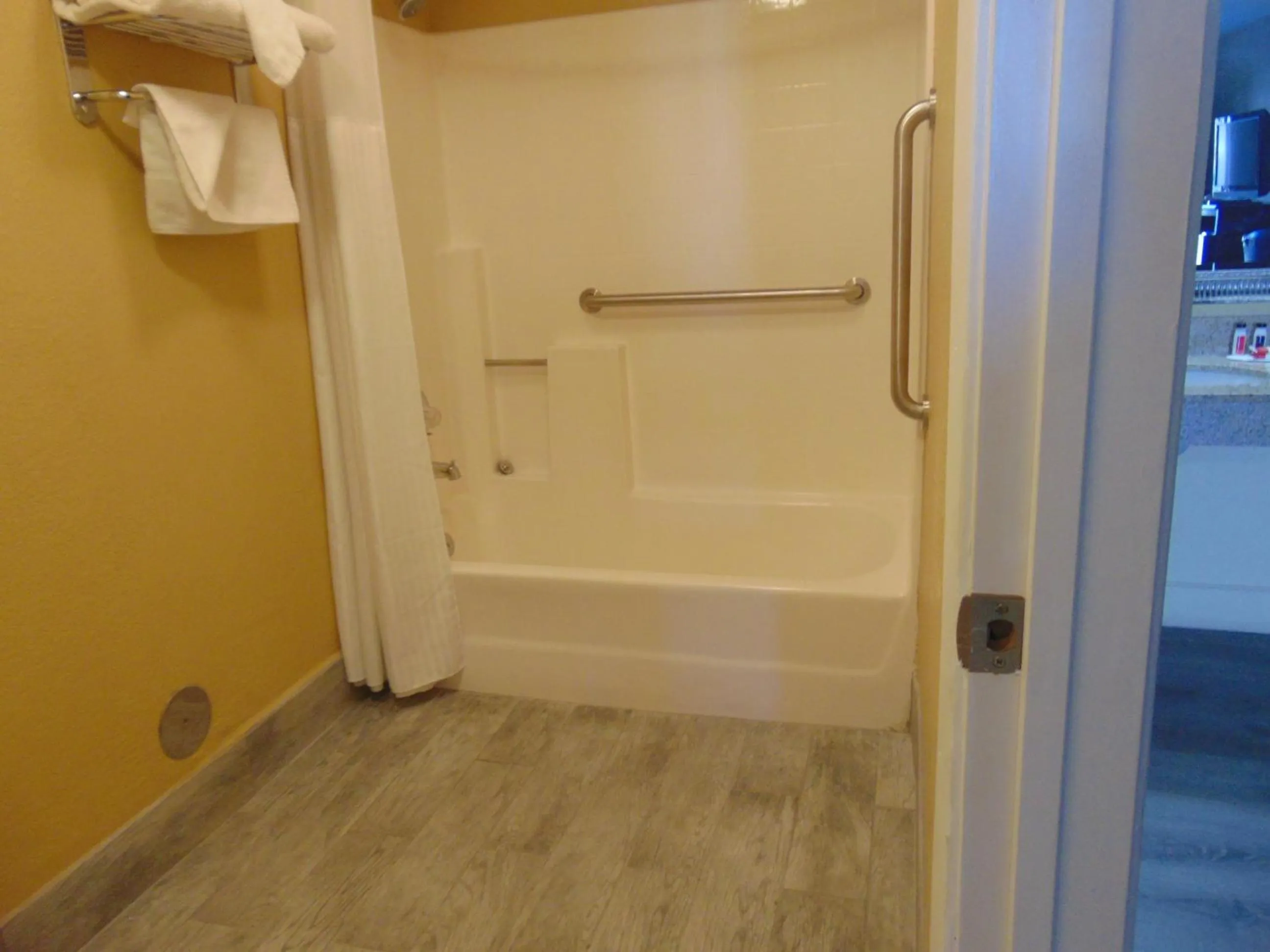 King Room - Mobility Access/Non-Smoking in Super 8 by Wyndham Payson