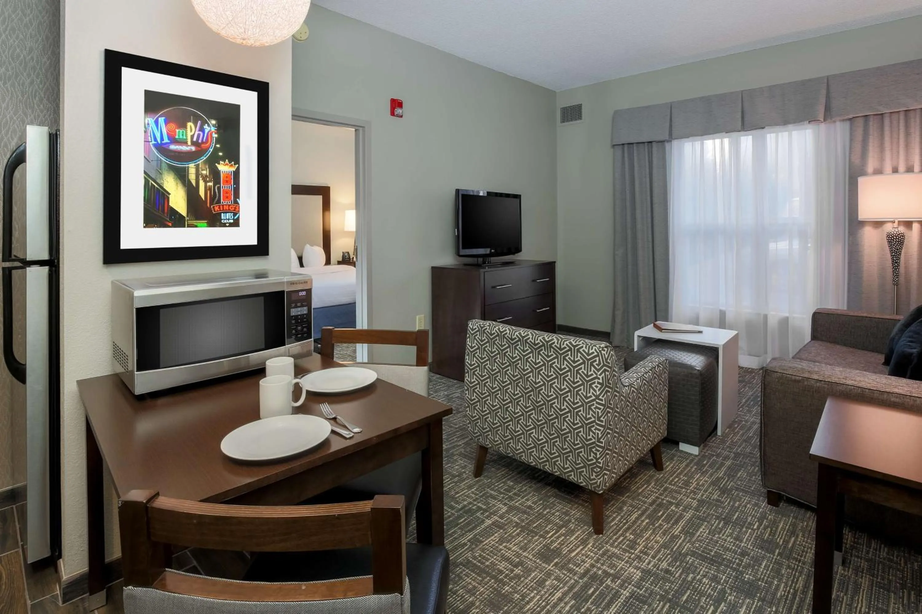 Suite with Two Queen Beds and Tub - Mobility and Hearing Access/Non-Smoking in Homewood Suites by Hilton Southwind - Hacks Cross