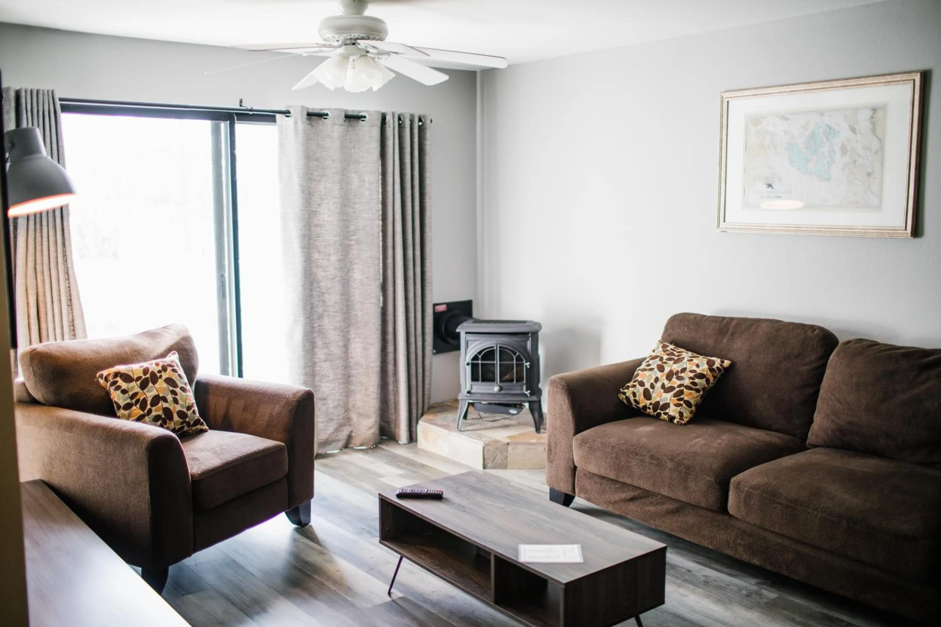 Two-Bedroom Suite in Friday Harbor Suites