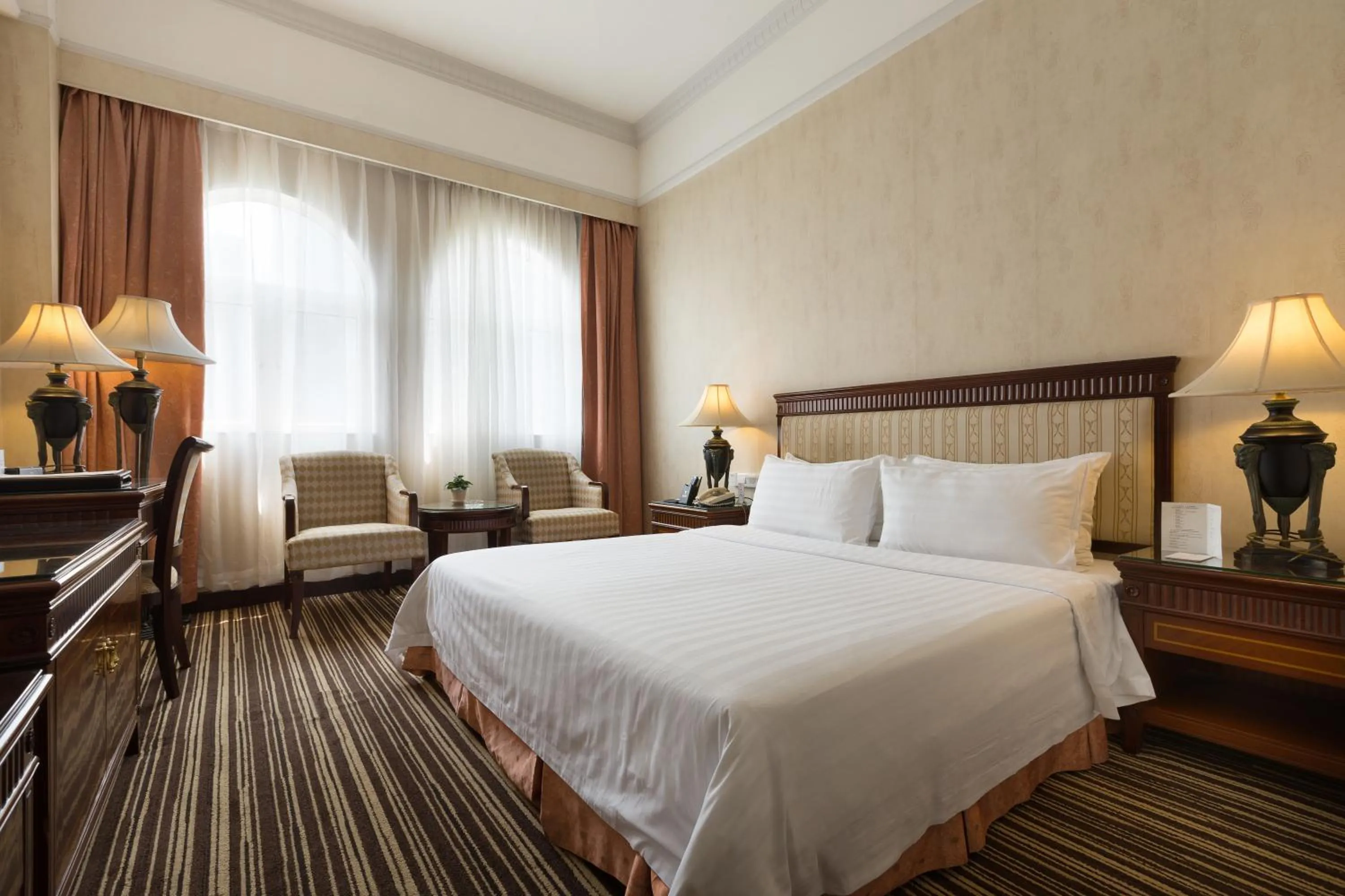 Special Offer - Standard Double Room in Grand Palace Hotel - Grand Hotel Management Group