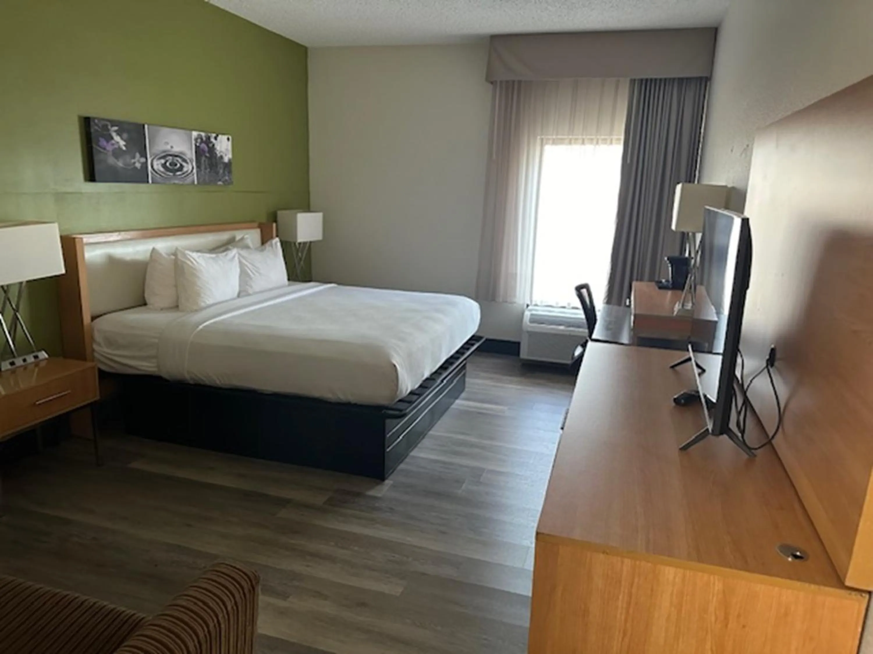 King Room - Accessible/Non Smoking in Sleep Inn & Suites Memphis Southeast