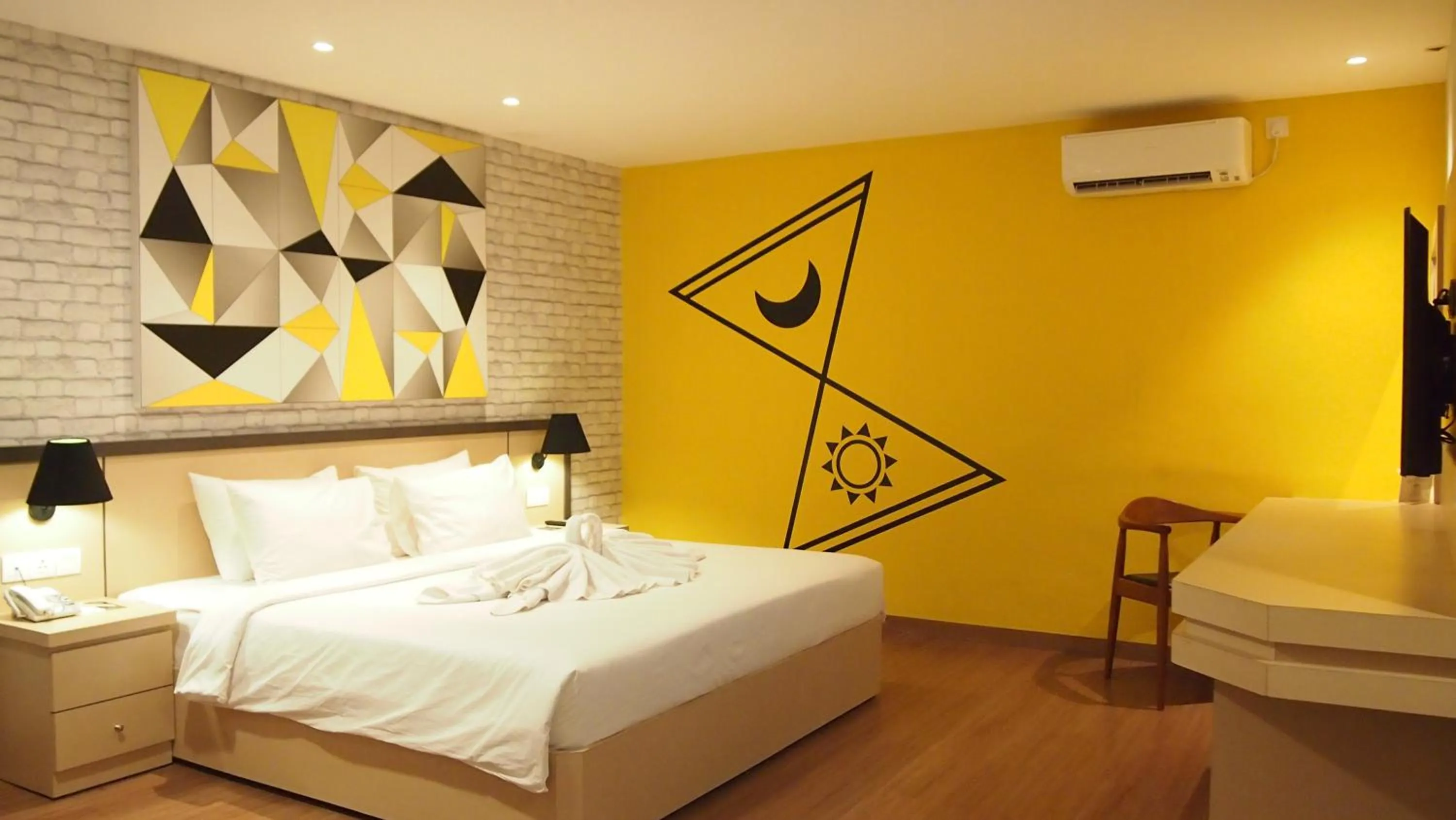 Sunshine Day Double or Twin Room in Nite & Day Laguna Bintan