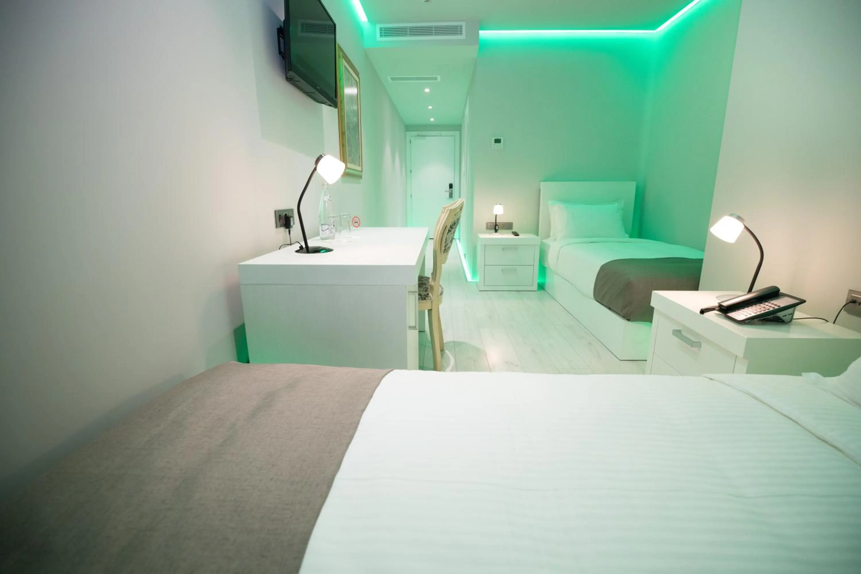 Twin Room in Metro Hotel Tirana