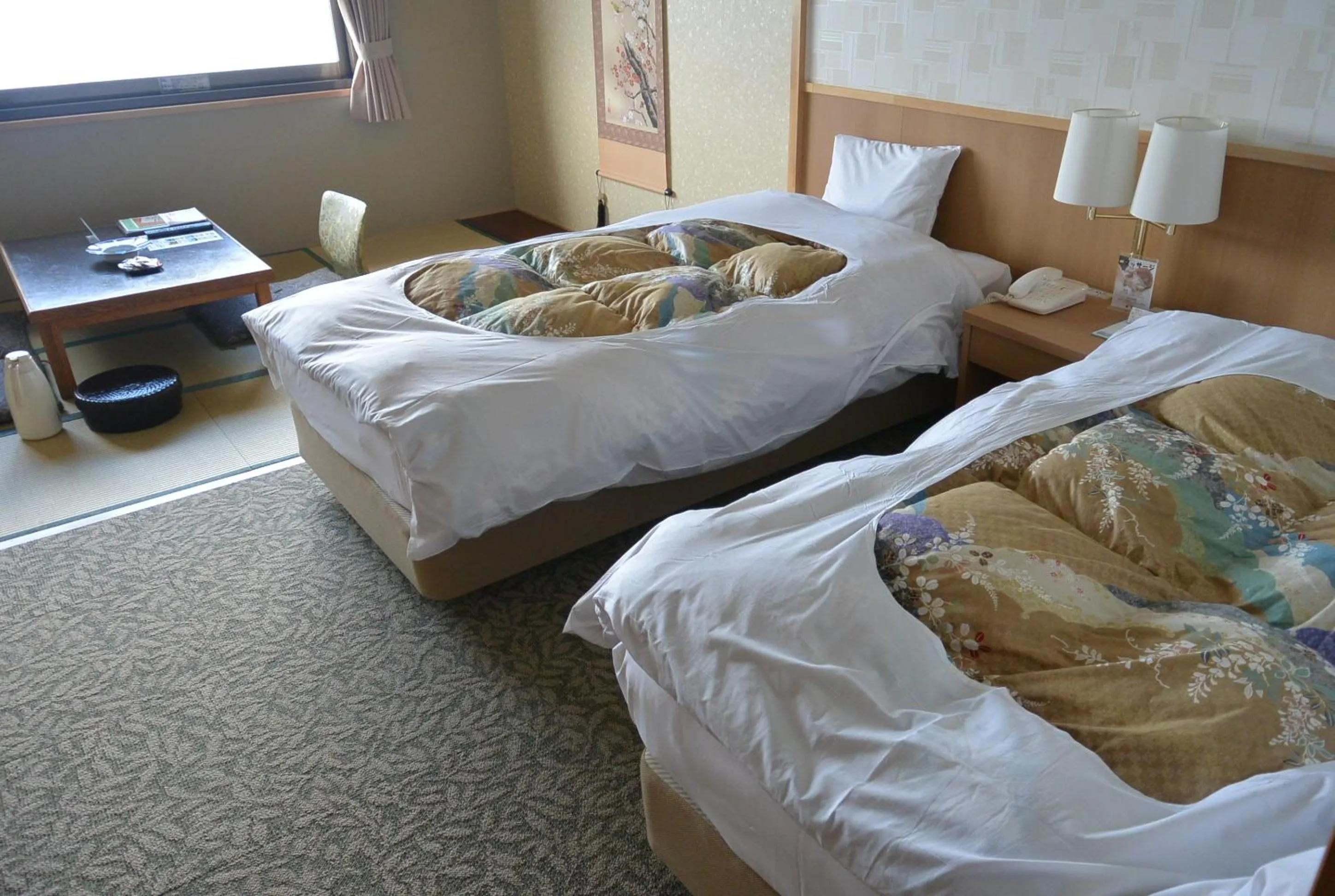 Room with Tatami Area and Lake View- Breakfast and in Room Dinner included in Toya Kanko Hotel