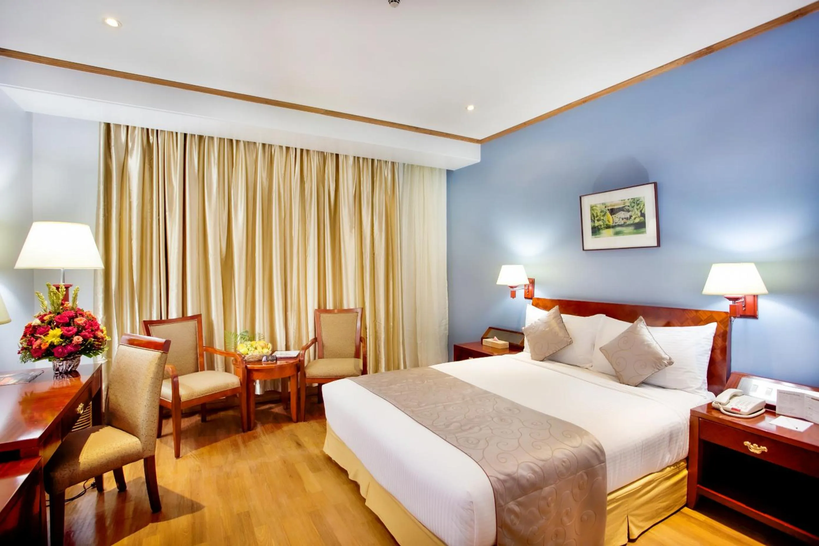 Deluxe Single Room in The Peninsula Chittagong Limited