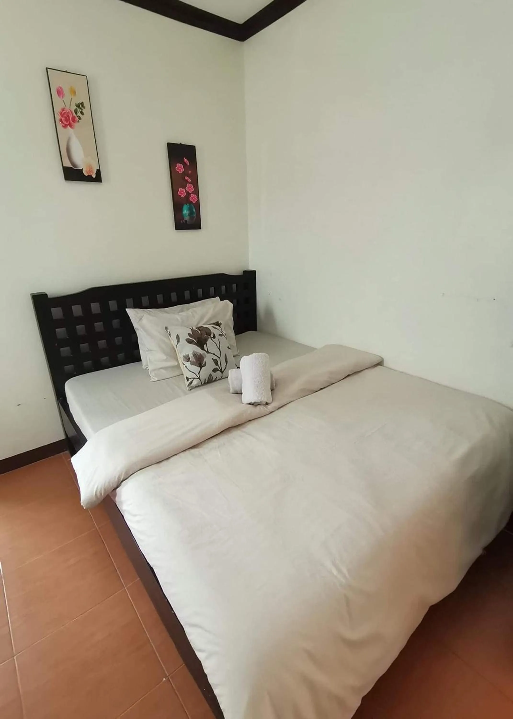 Standard Double Room in Rachel's Bed and Breakfast Near Tagaytay