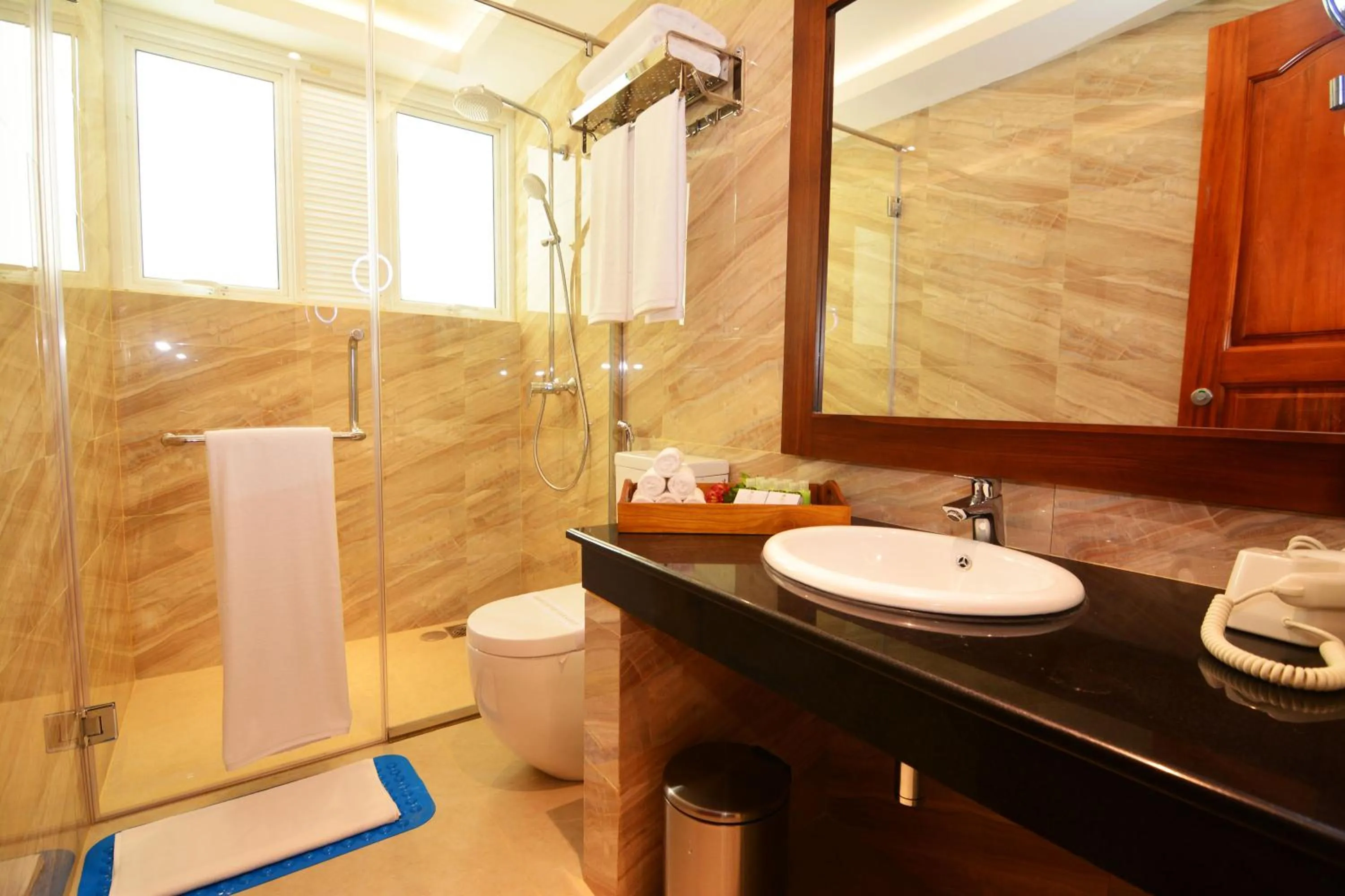 Super Deluxe Single in Serene Kandy