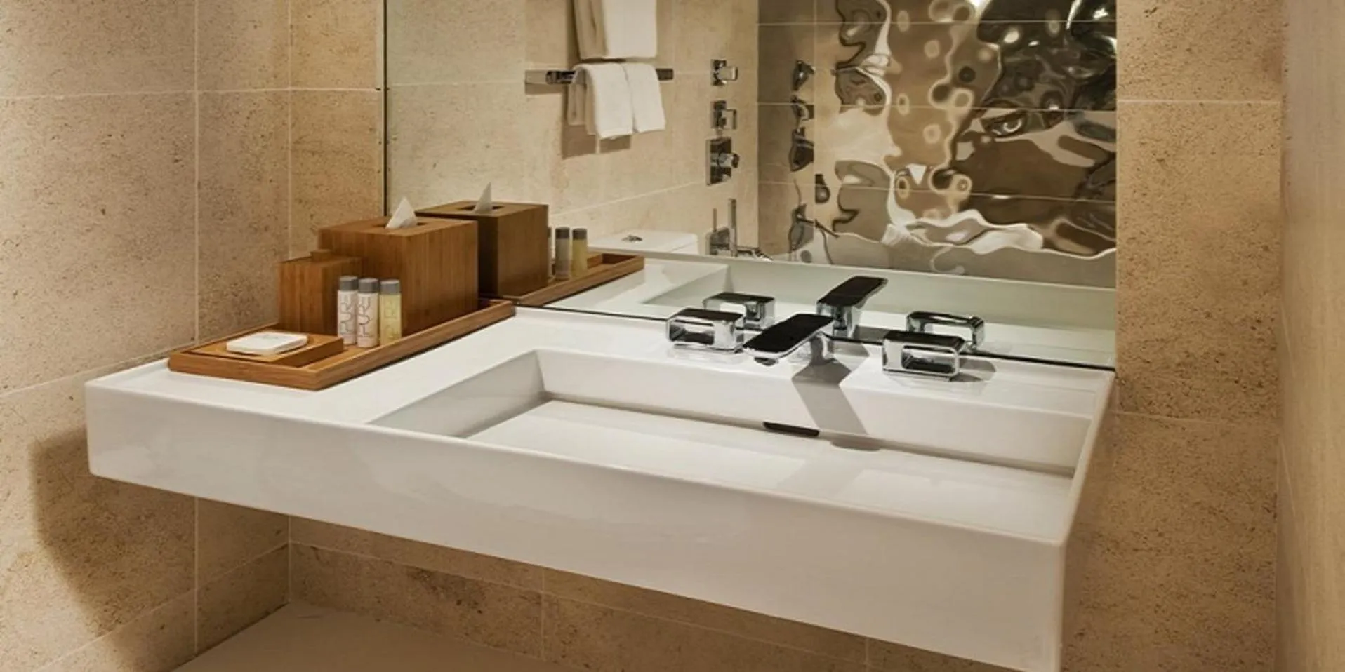 Standard Room in The Manhattan at Times Square