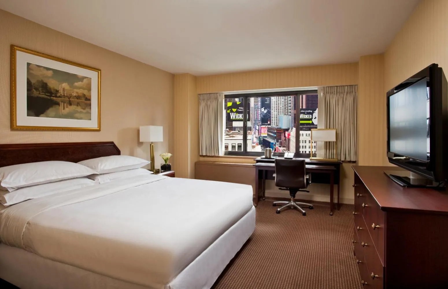 Standard King Room in The Manhattan at Times Square