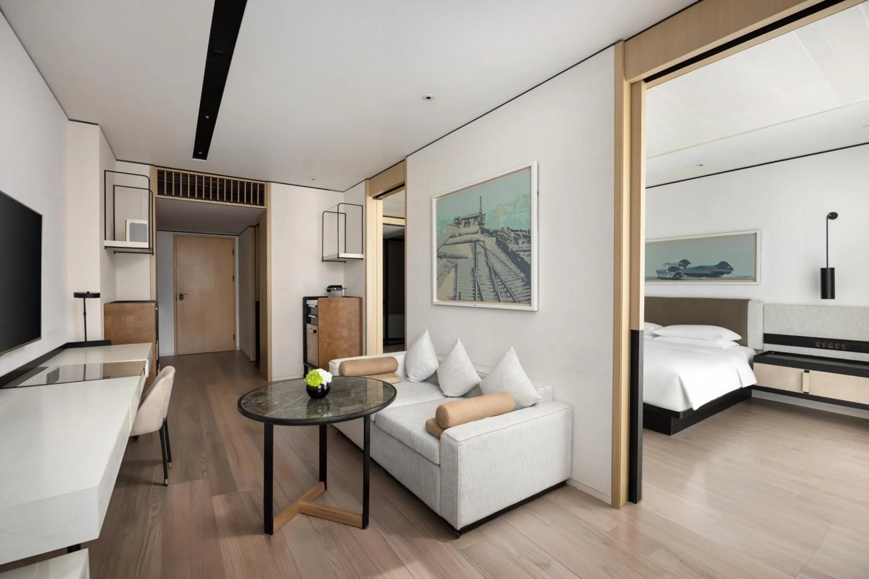 Deluxe Suite in Mumian Shenzhen Luohu JDV by Hyatt