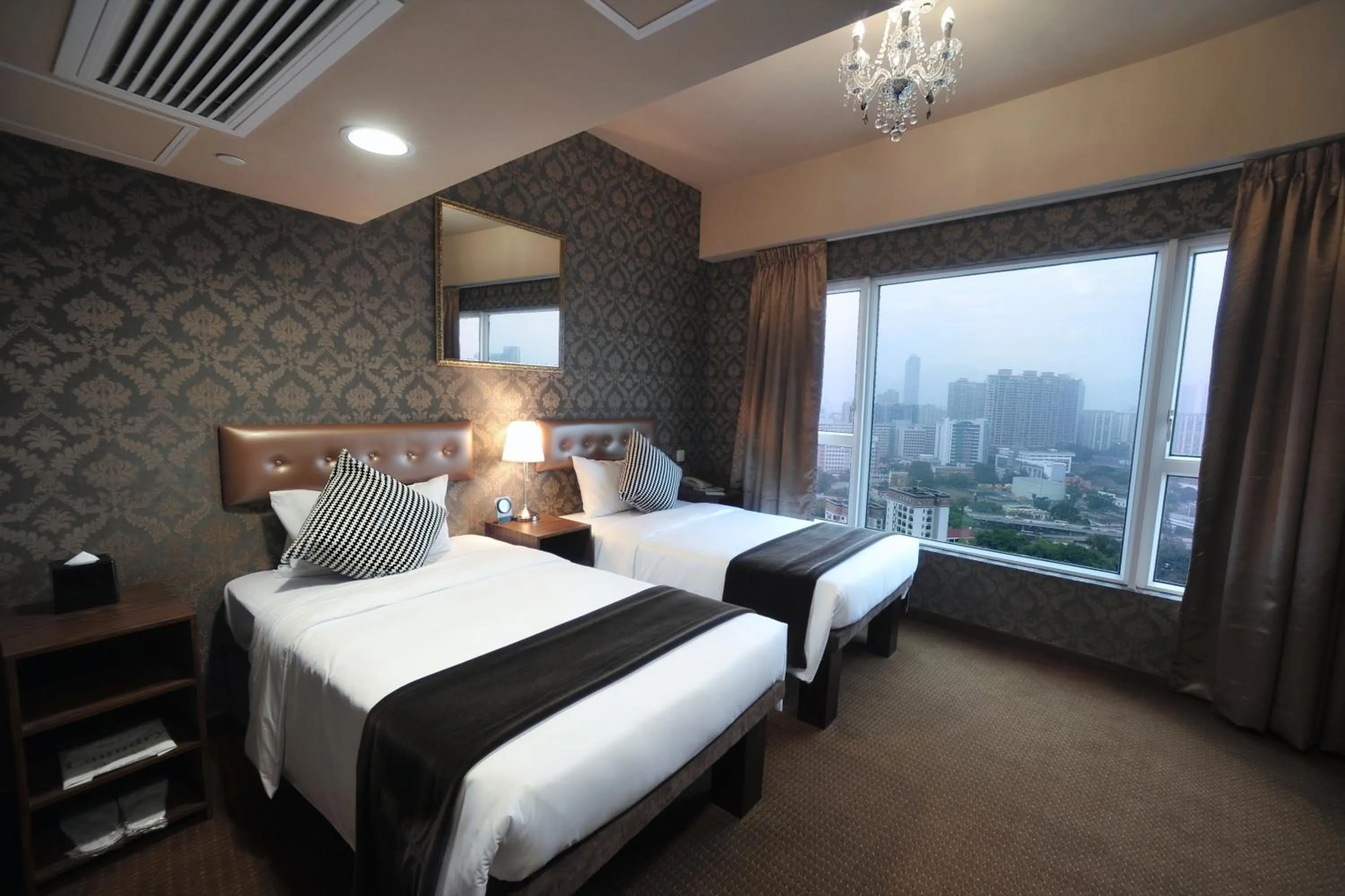 Premium Twin Room in Ramada Grand Tsim Sha Tsui