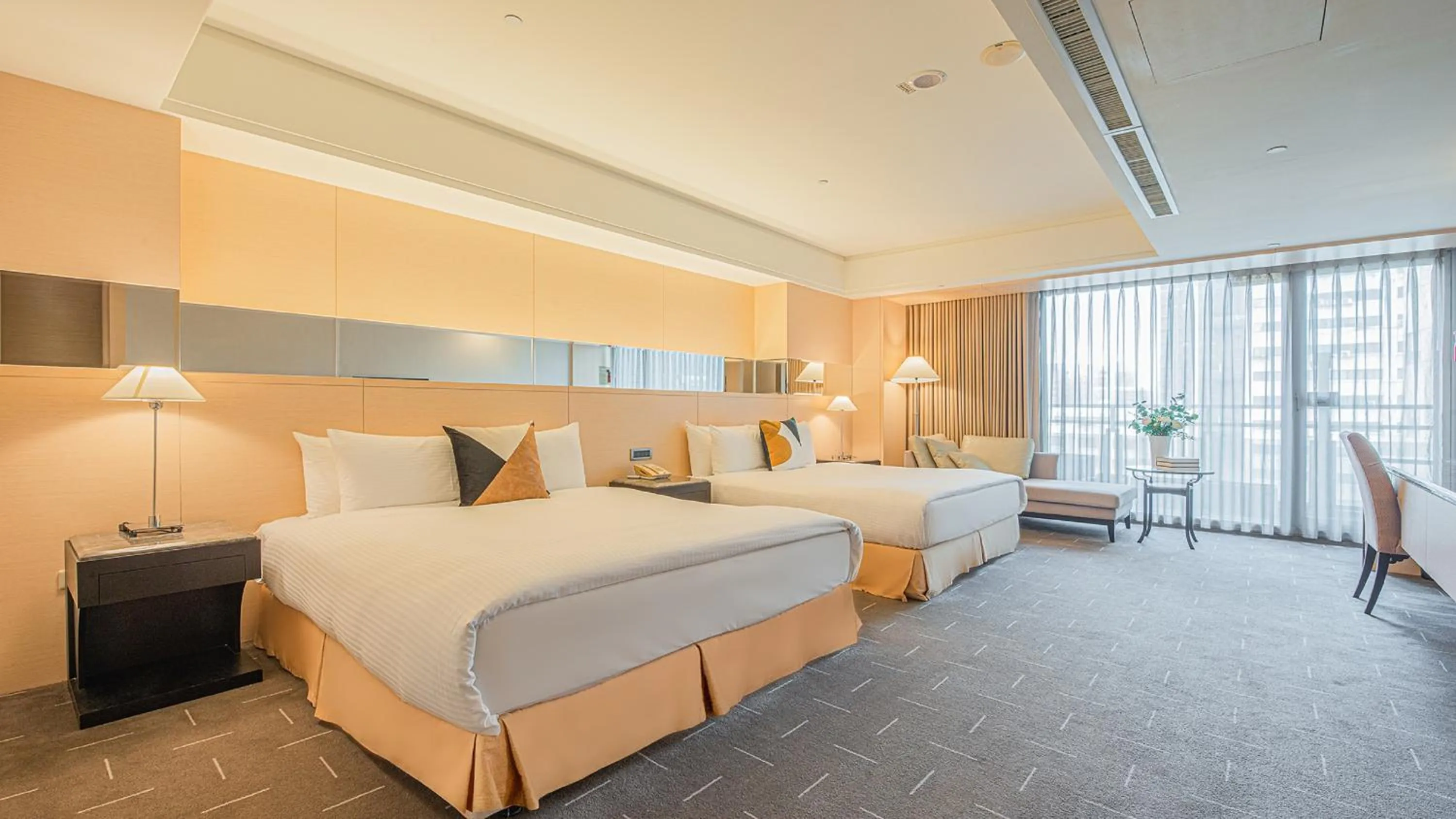Deluxe Quadruple Suite in CHECK inn SELECT Taichung Dadun