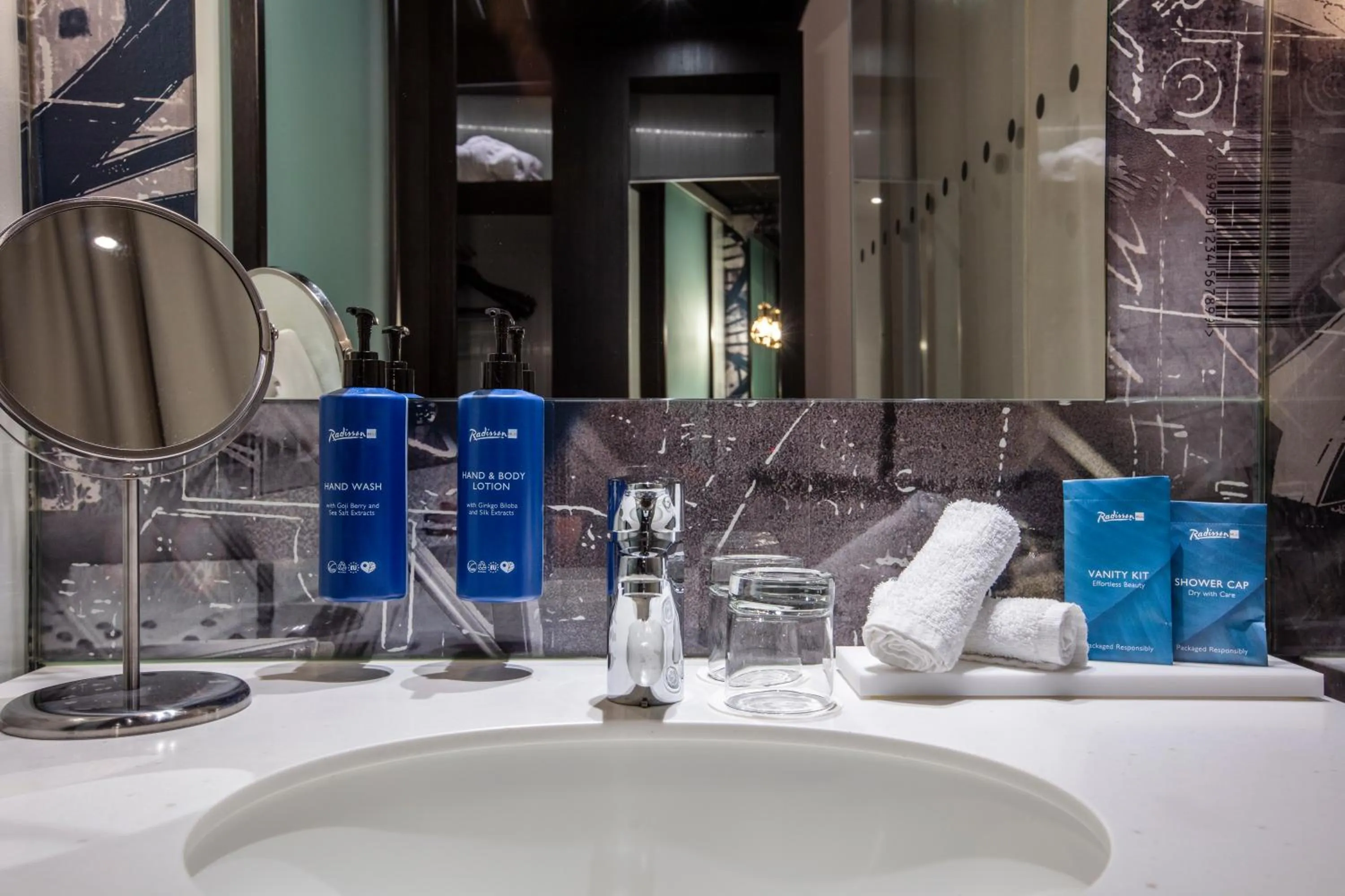 Superior Room in Radisson Blu Riverside Hotel