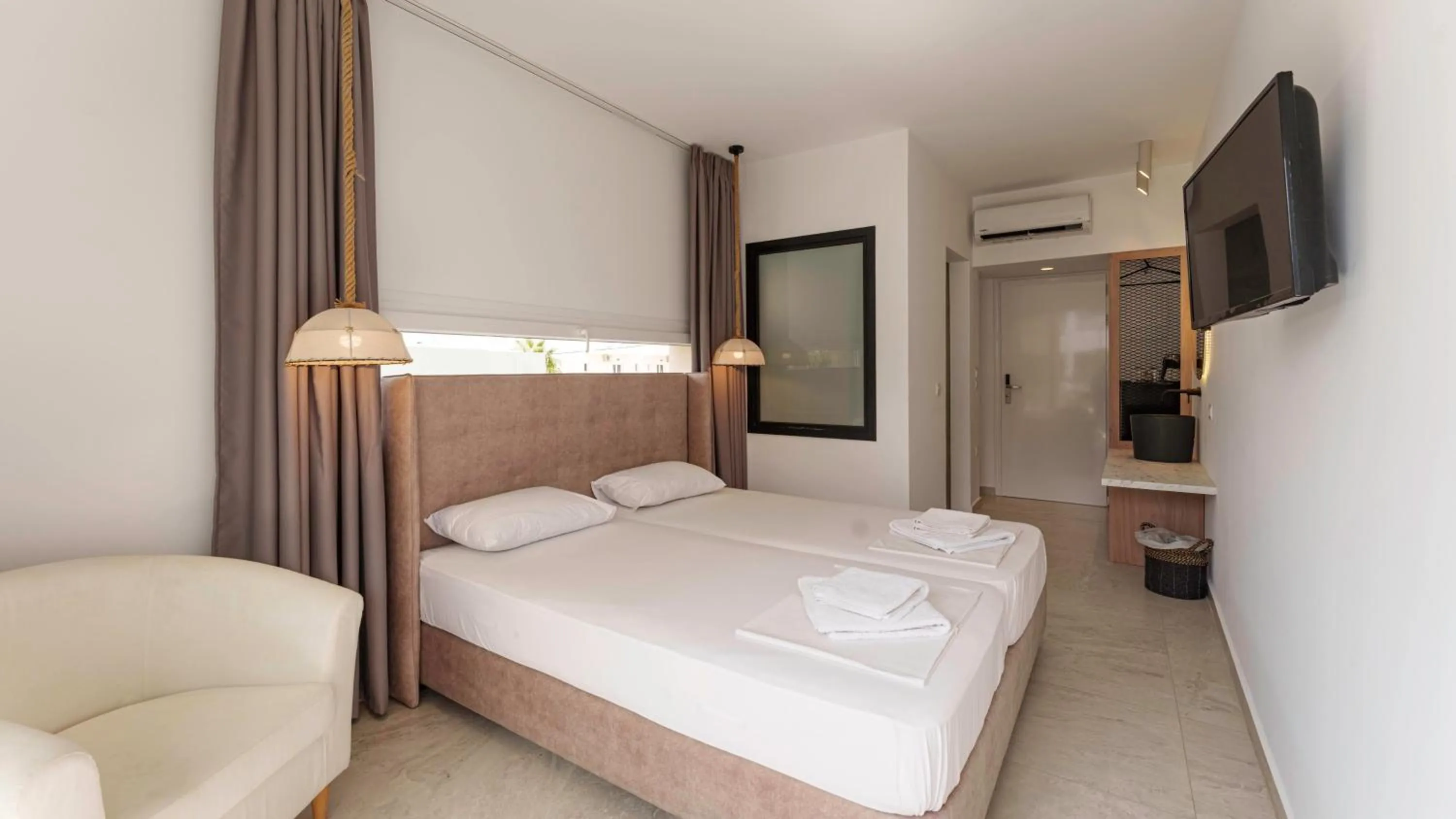 Deluxe Twin Room in Stella Maria