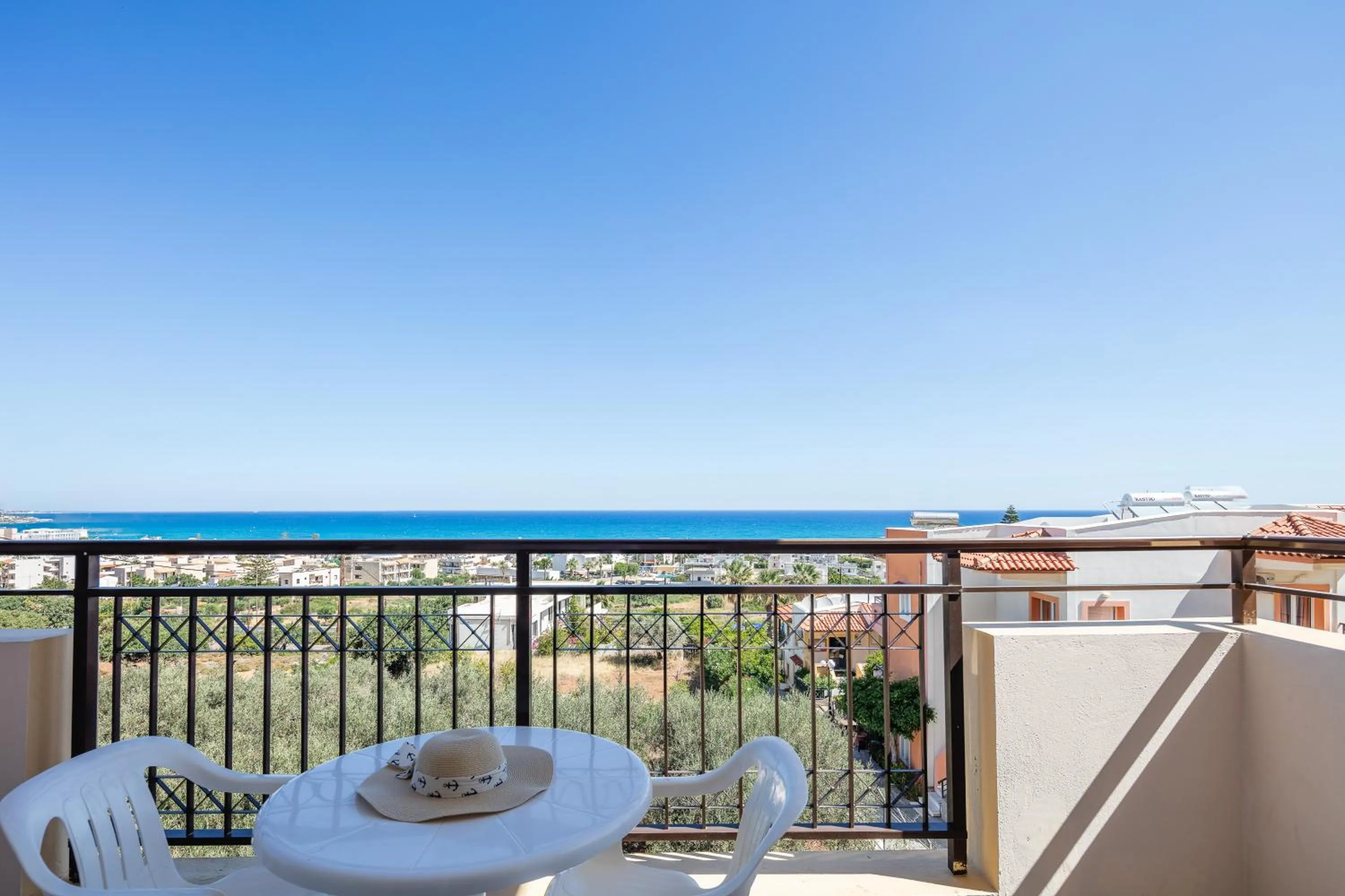 Triple Room with Sea View in Koni Village Hotel