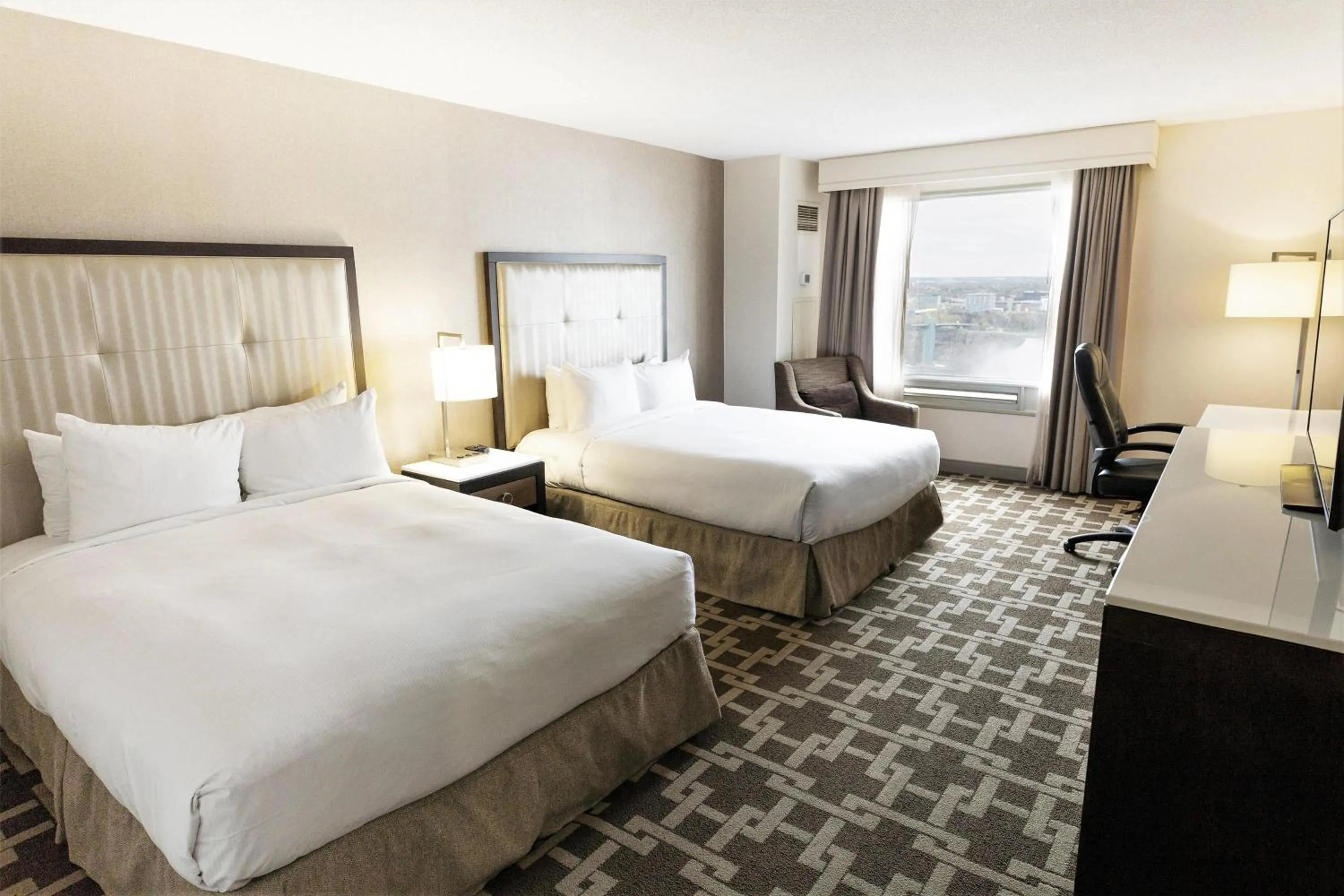 Queen Room with Two Queen Beds and Shower in Hilton Niagara Falls/ Fallsview Hotel and Suites