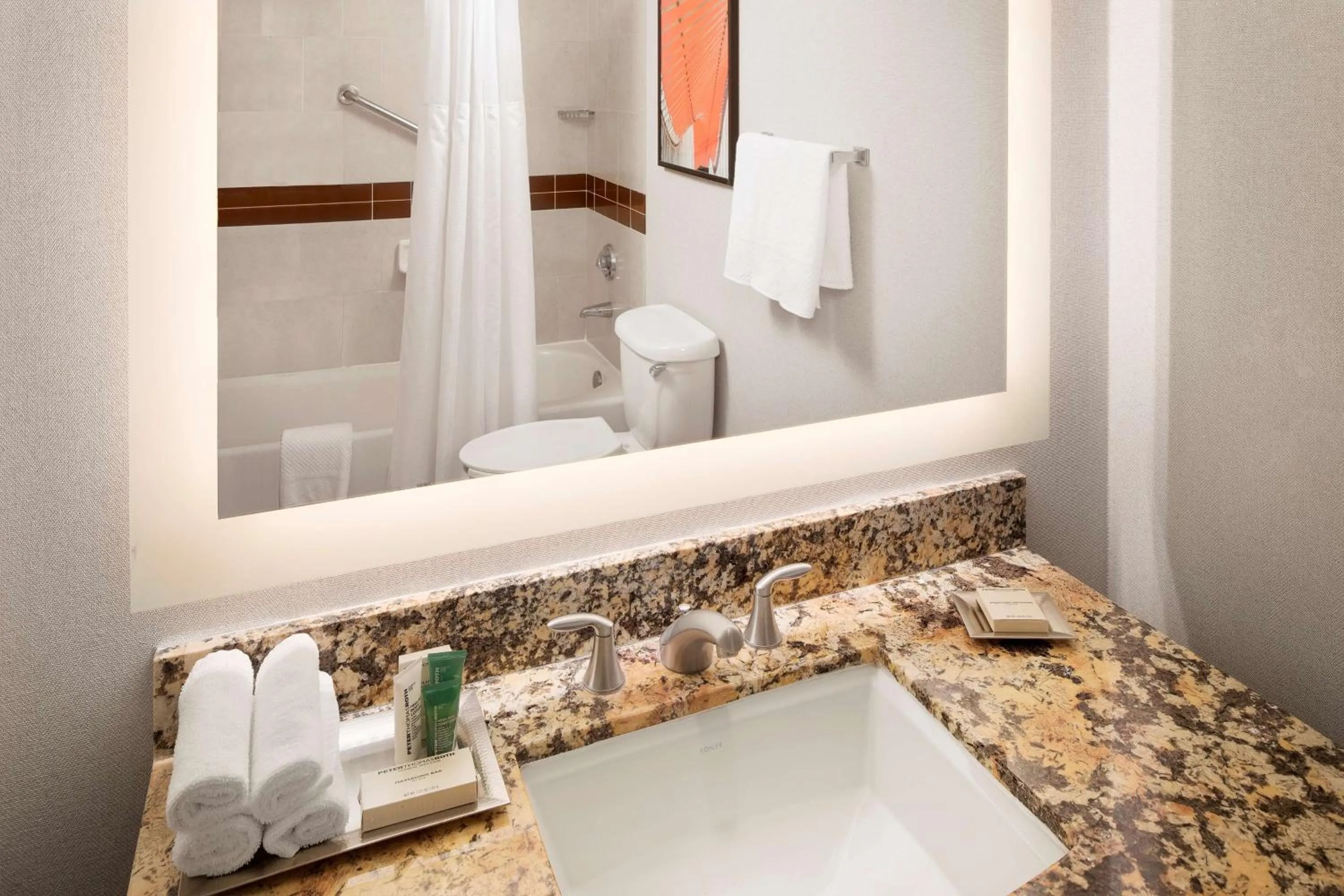 Queen Room with Two Queen Beds - Mobility Accessible in Hilton University of Florida Conference Center Gainesville