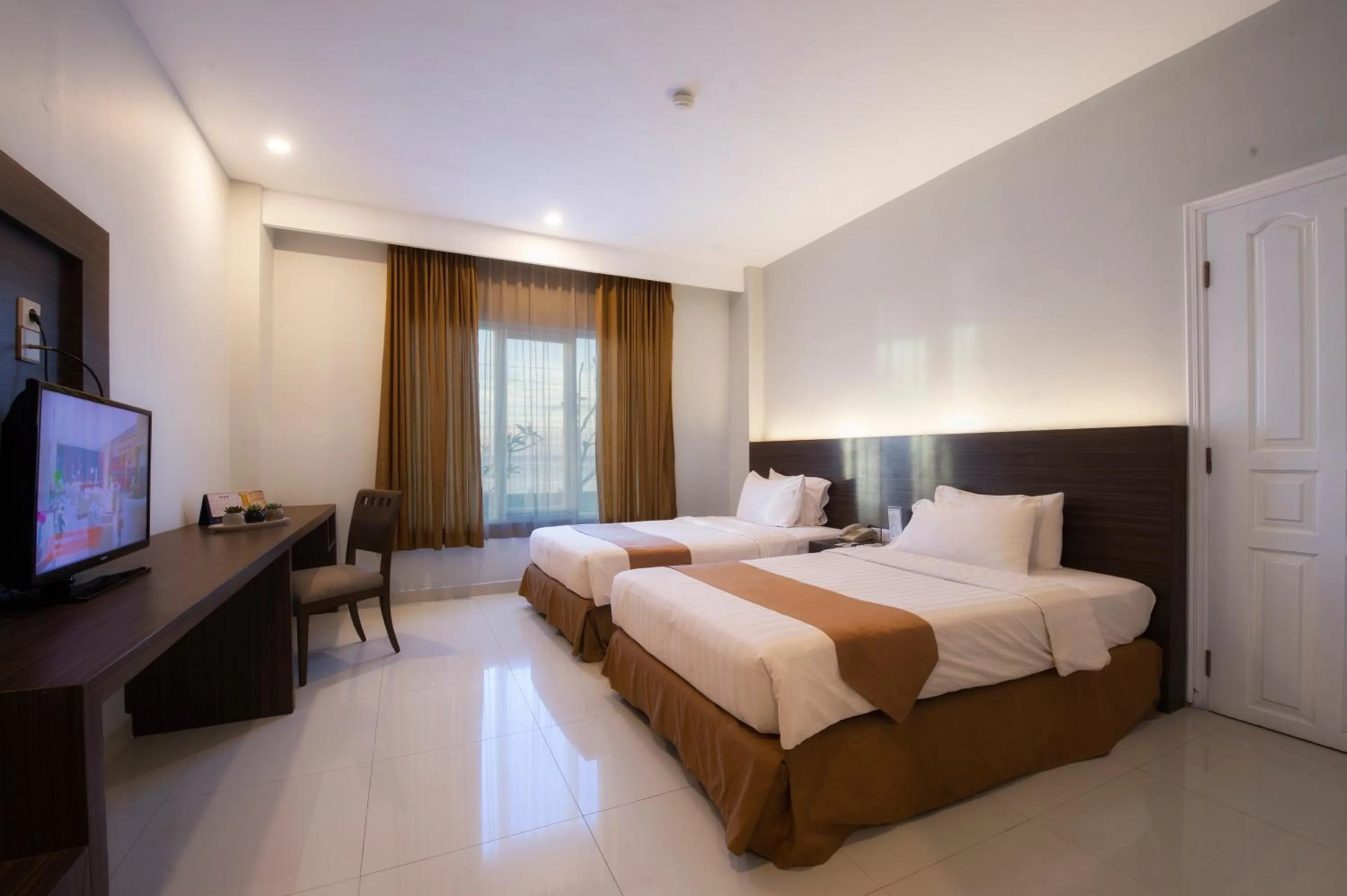 Superior Double or Twin Room with Sea View in Kristal Hotel Kupang