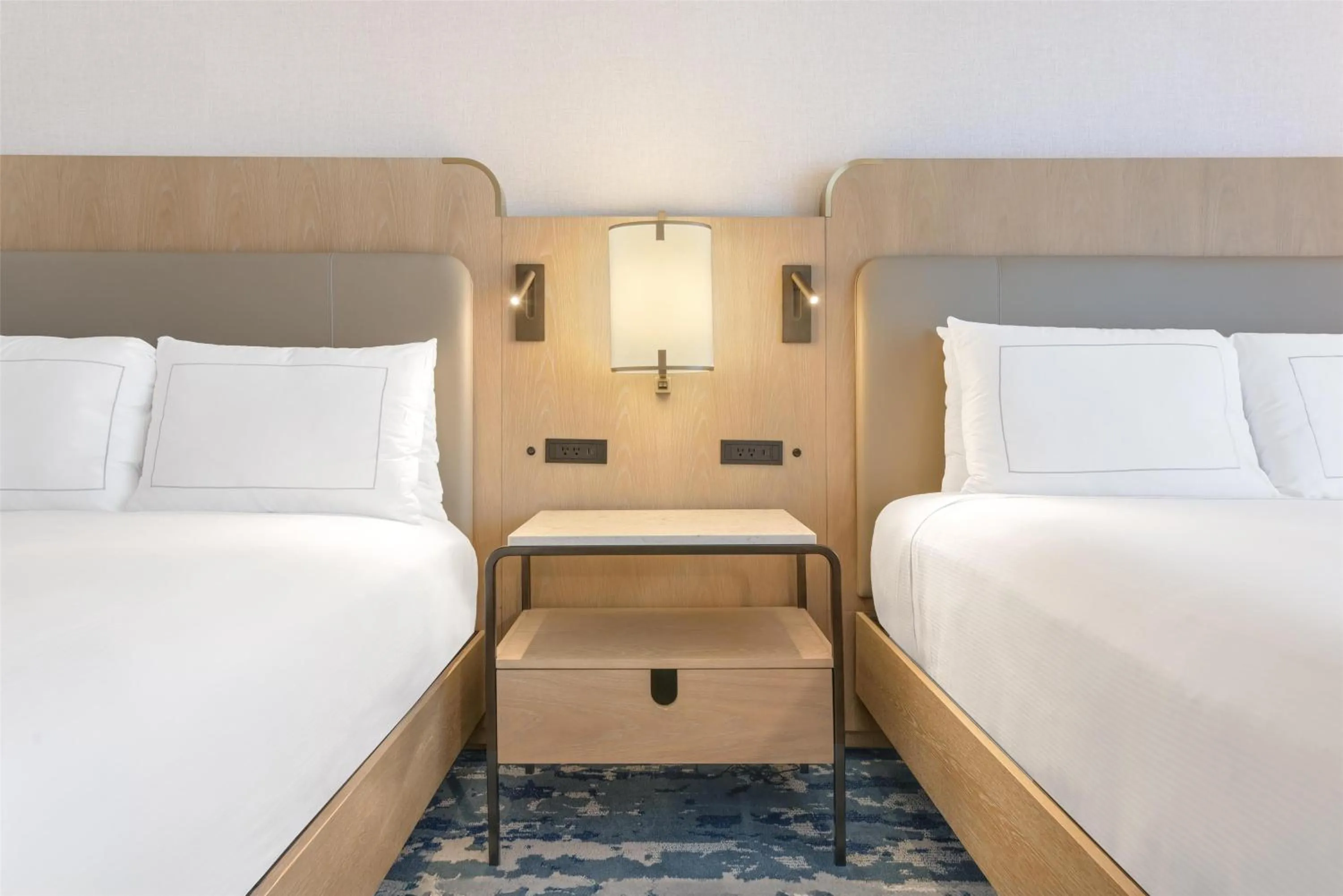 Queen Room with Two Queen Beds, Theme Park and Pool View in Hilton Anaheim