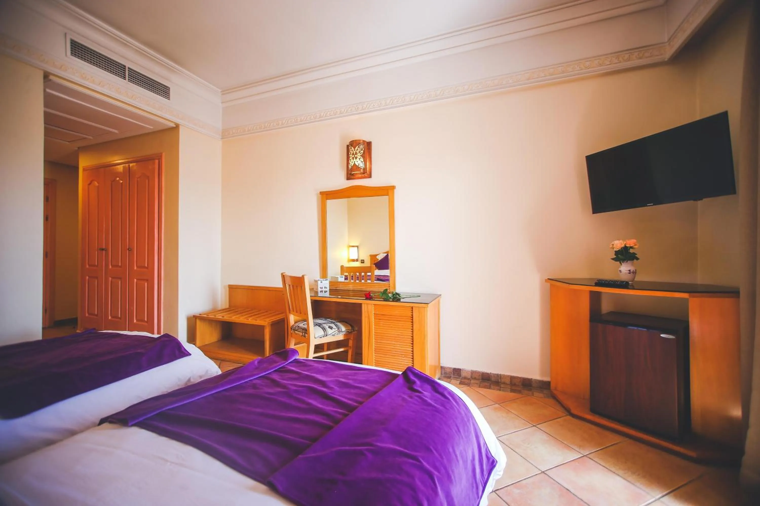 Twin Room in Hotel Menzeh Dalia