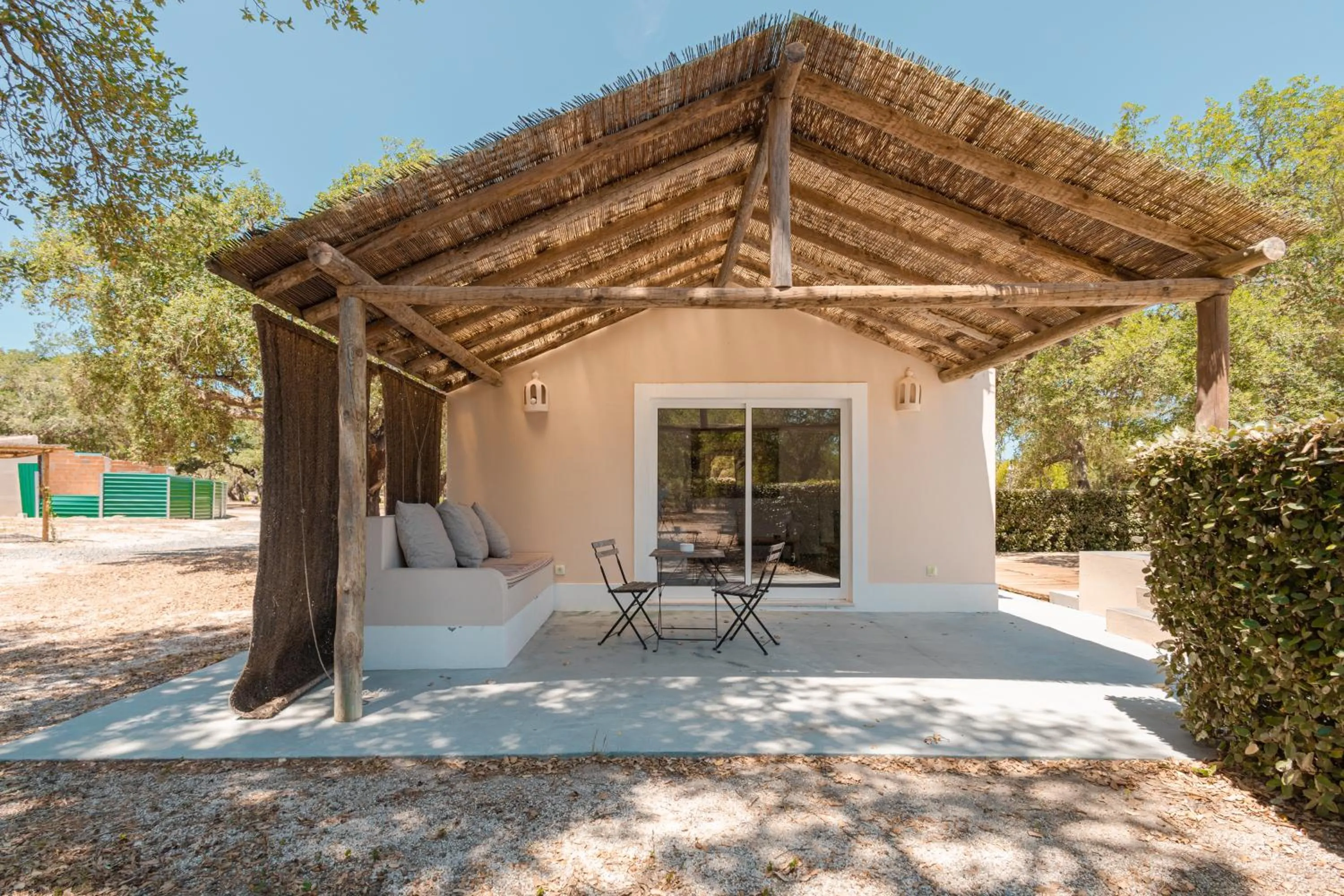 Suite with Private Pool in Casa das Cegonhas