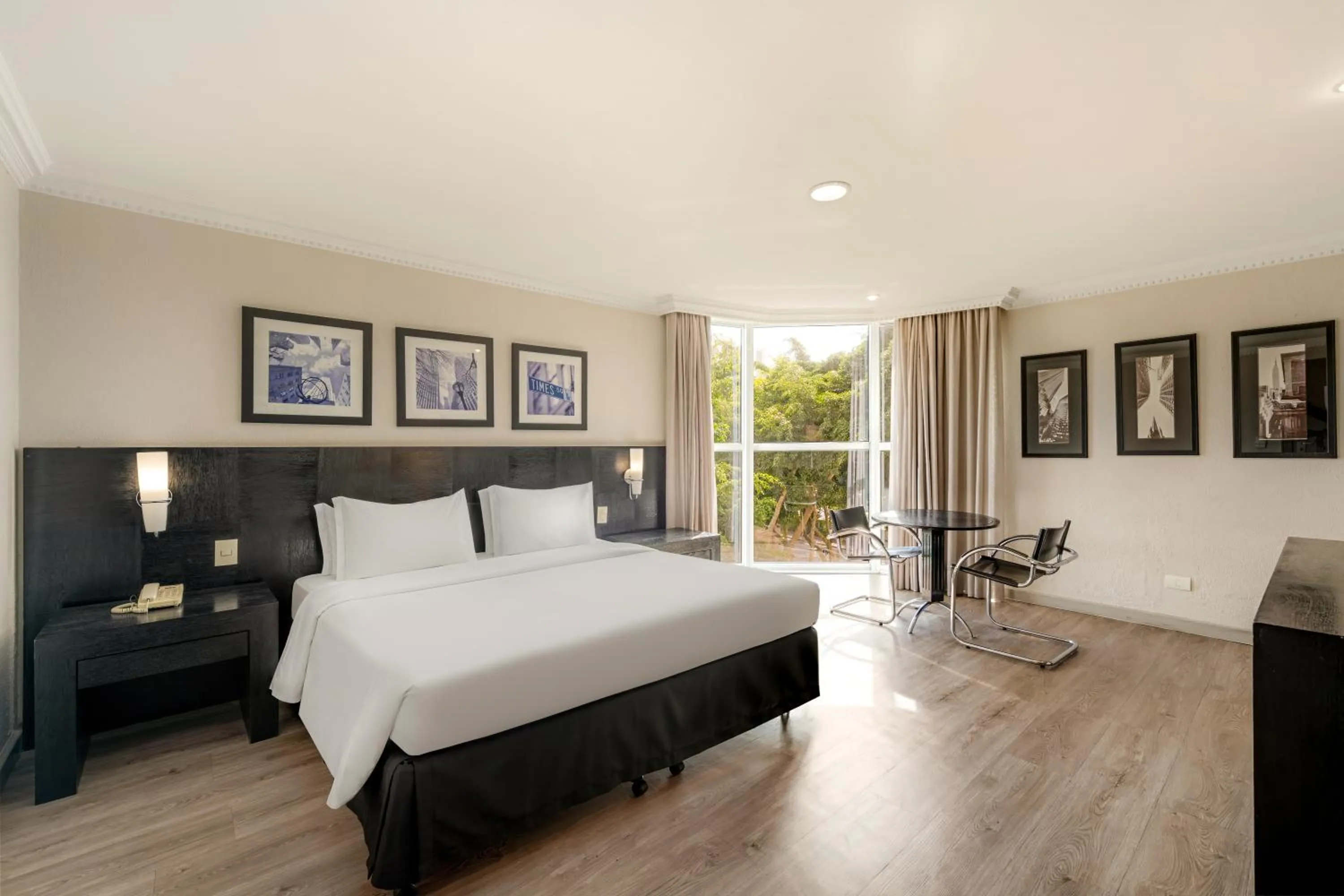 Corner Double Room - single occupancy in Rockefeller by Slaviero Hotéis