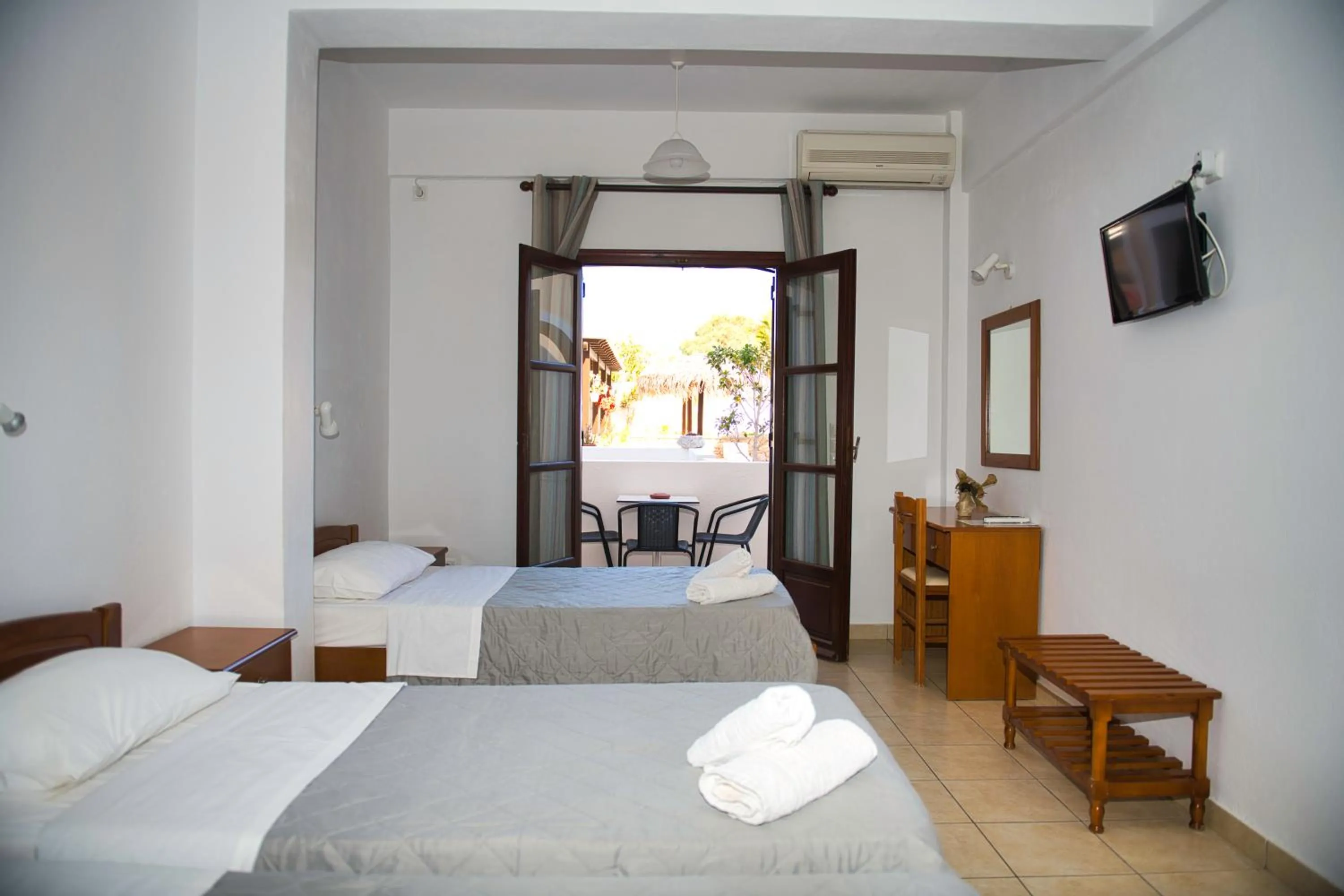 Studio (3 Adults) in Villa Angira