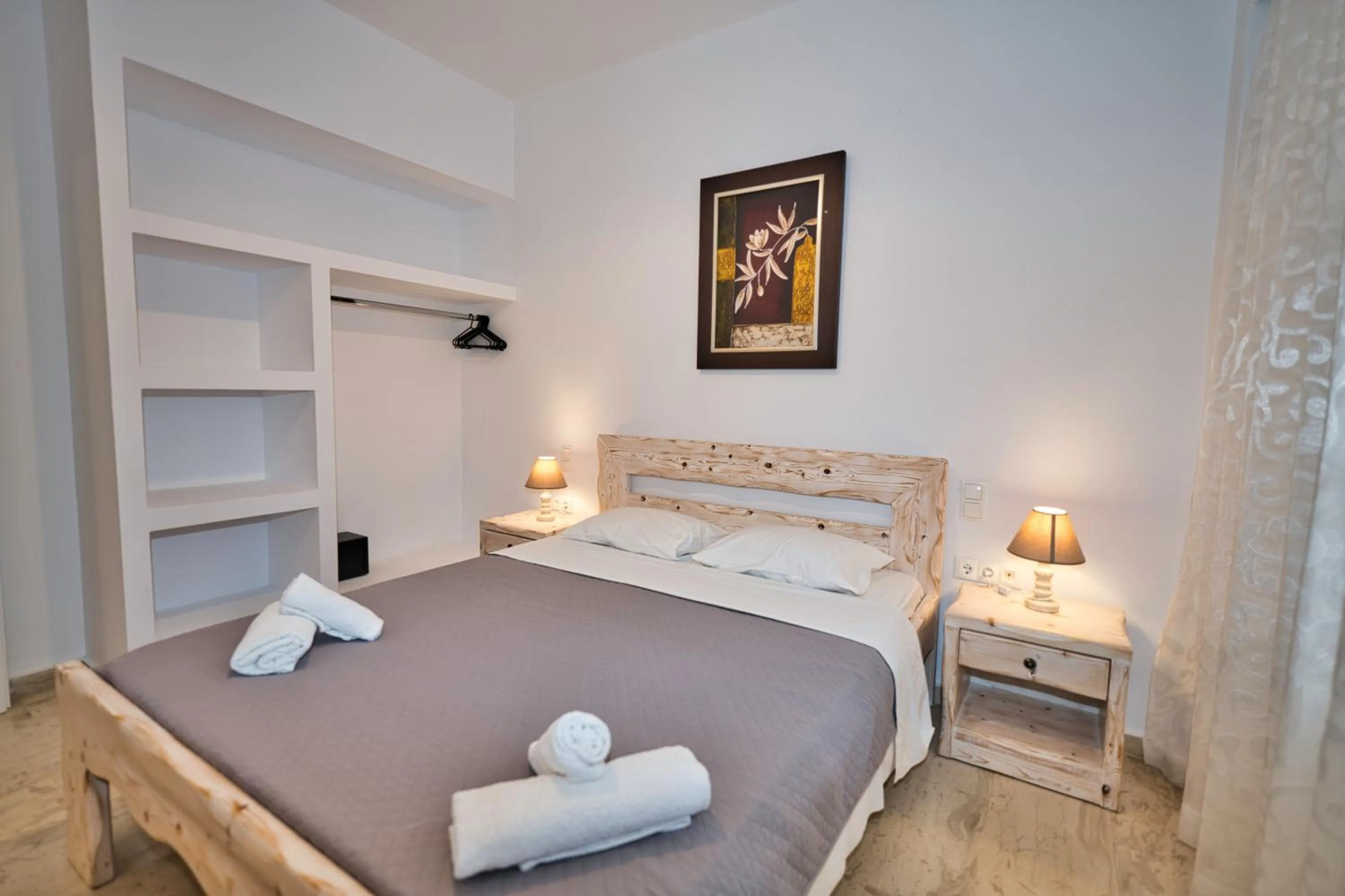 Superior One-Bedroom in Villa Angira