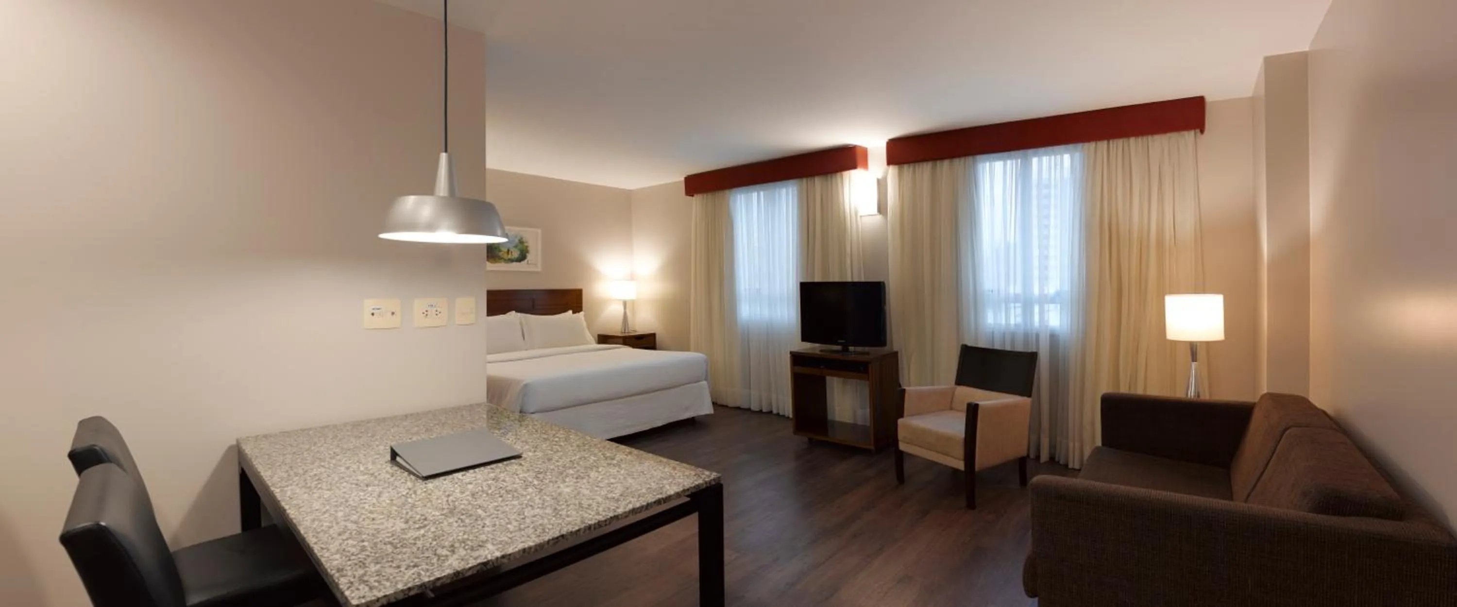 Family Suite in Bourbon Convention Hotel Ponta Grossa