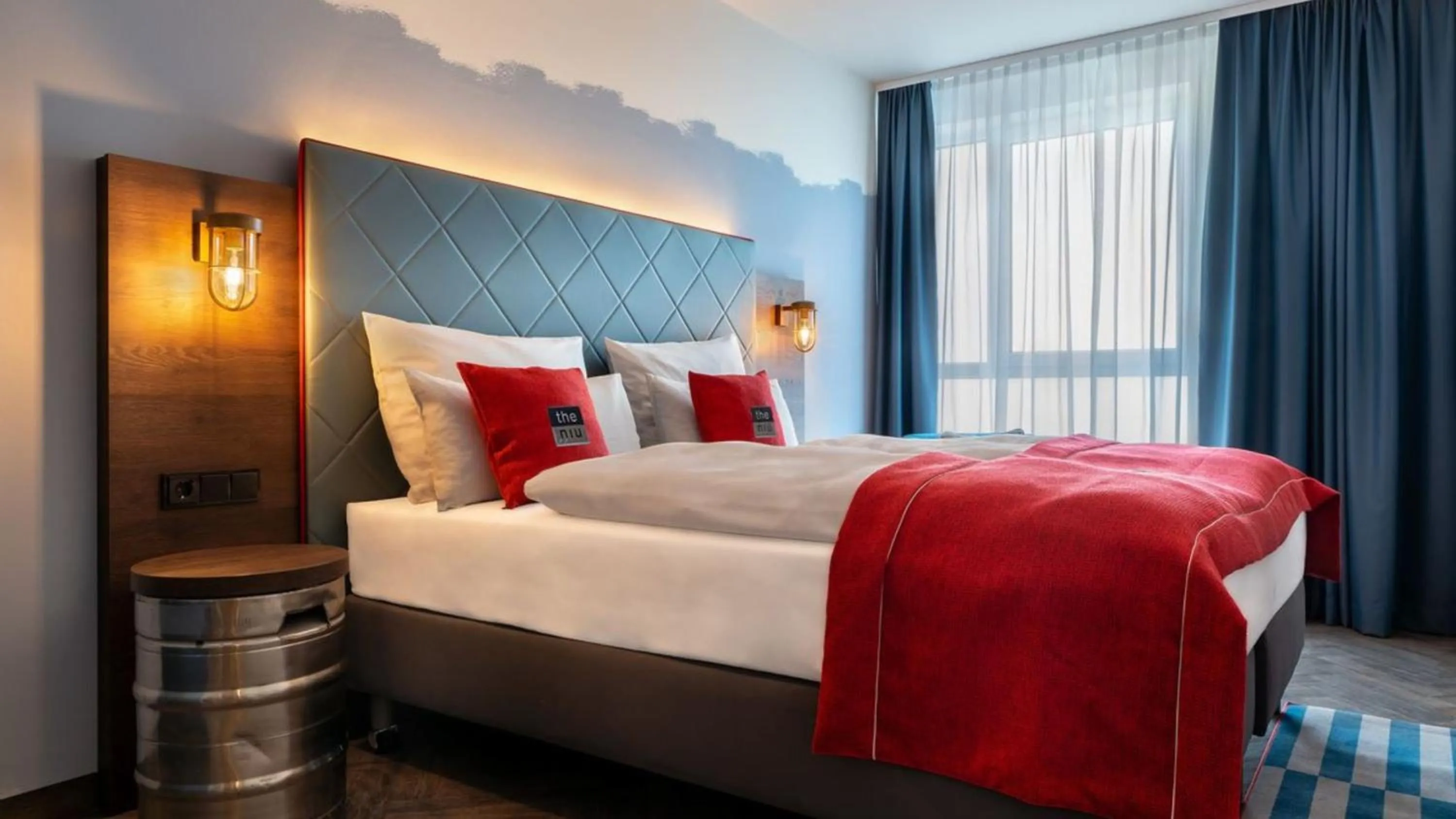 Premium Queen Room - single occupancy in Holiday Inn - the niu, Keg Hamburg Ost by IHG