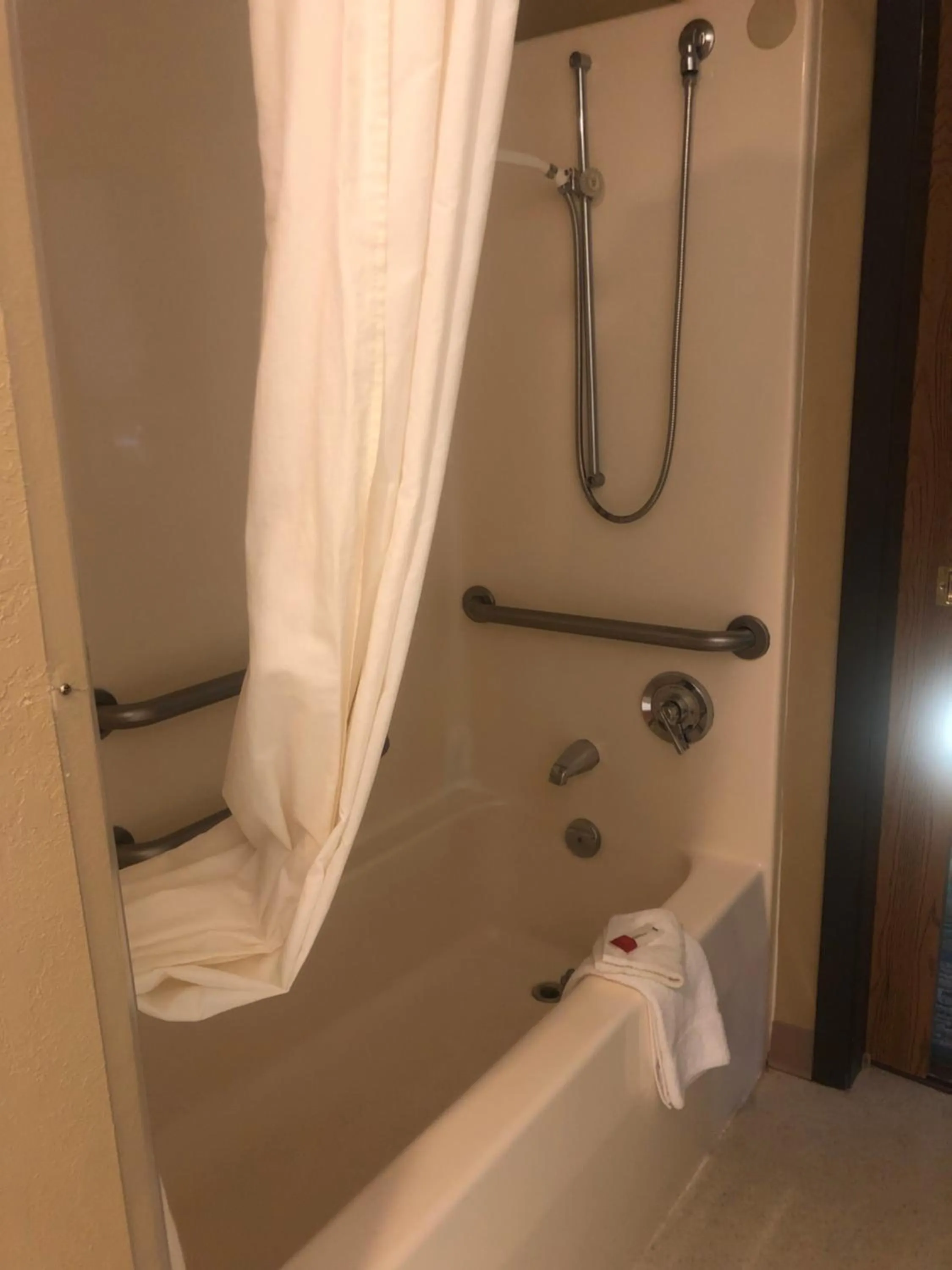 Queen Room - Disability Access - Non-Smoking in Microtel Inn & Suites by Wyndham Mason