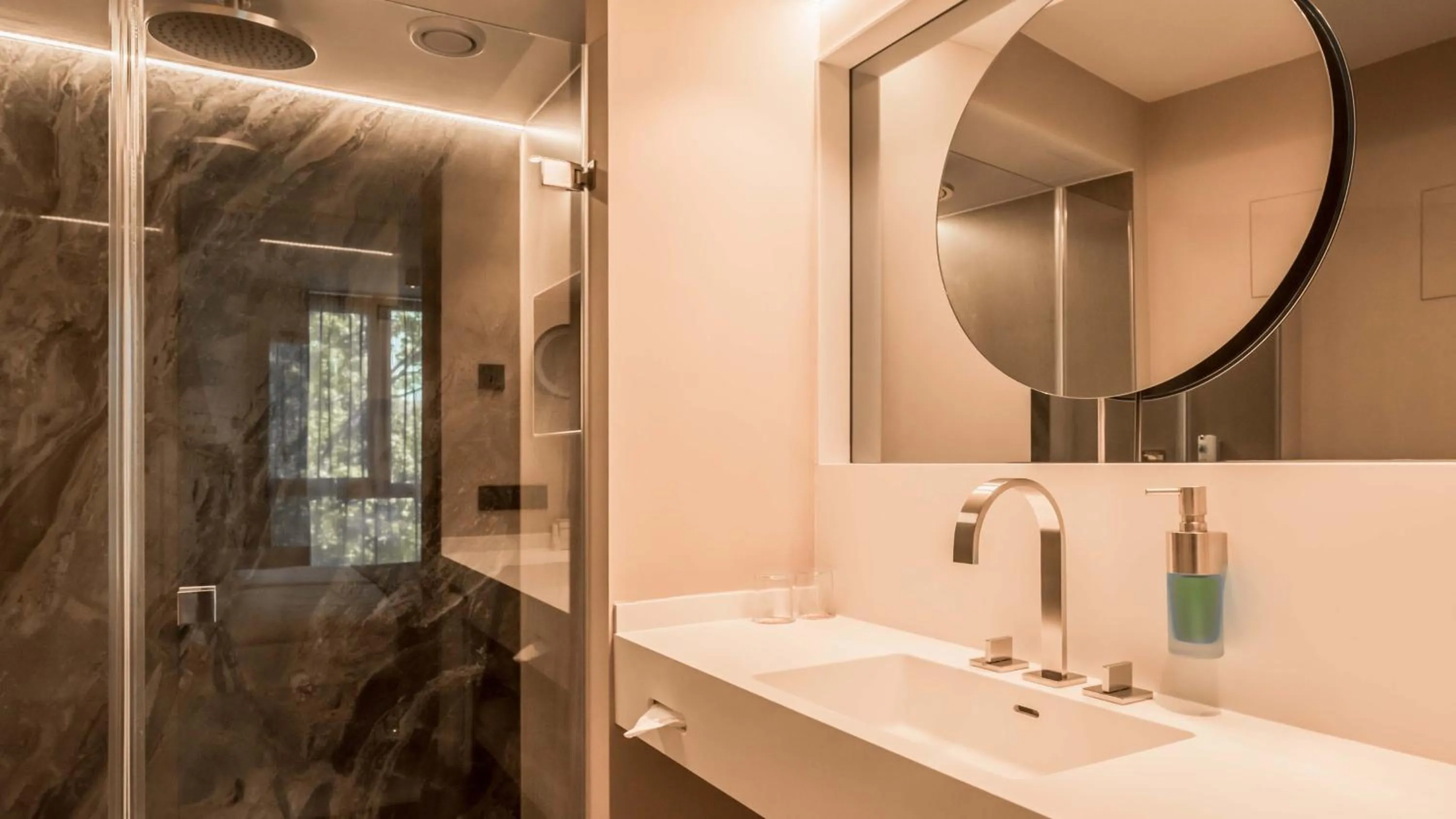 Standard Double Room in Innspire Hotel