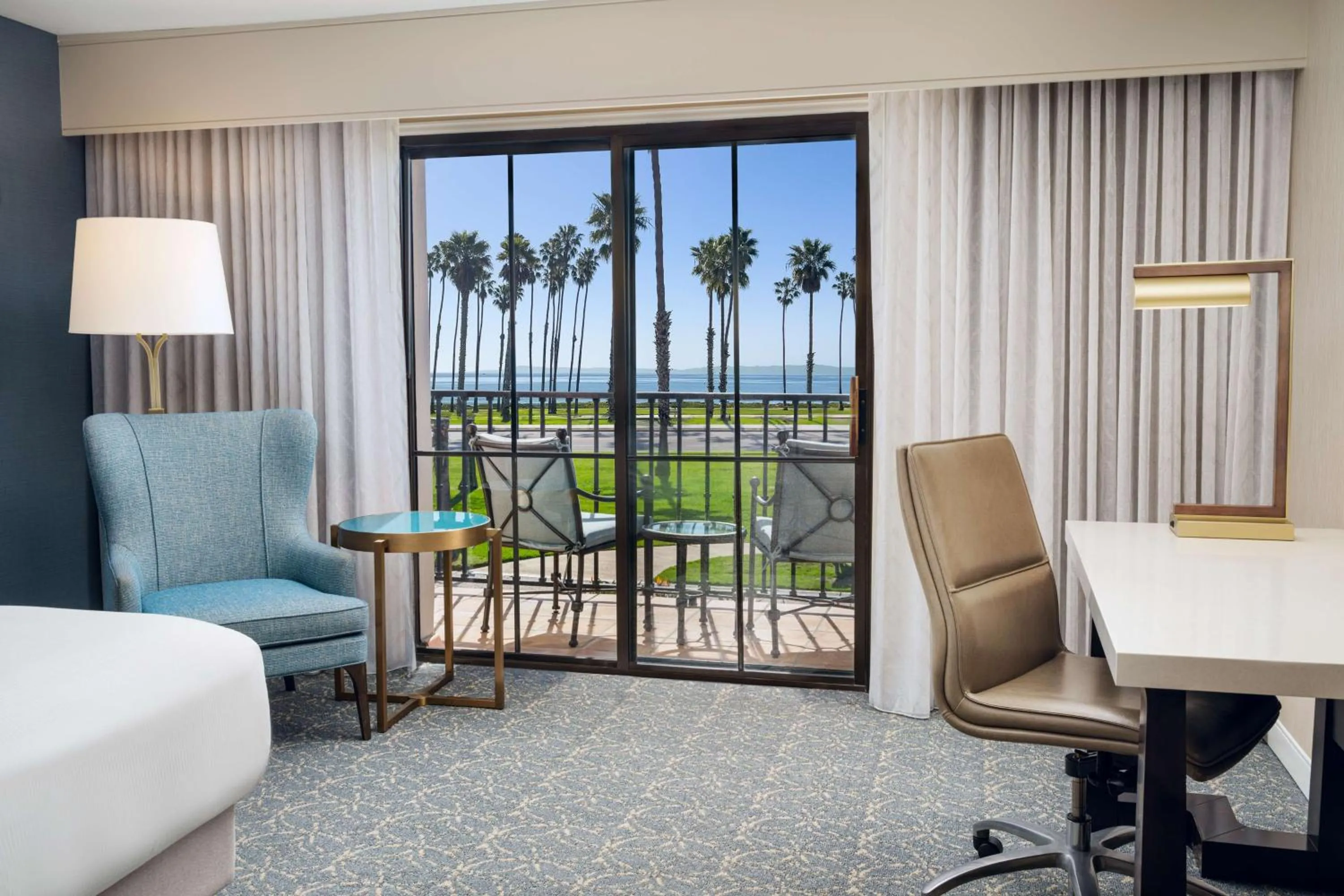 Queen Room with Two Queen Beds and Ocean View - Hearing Accessible in Hilton Santa Barbara Beachfront Resort