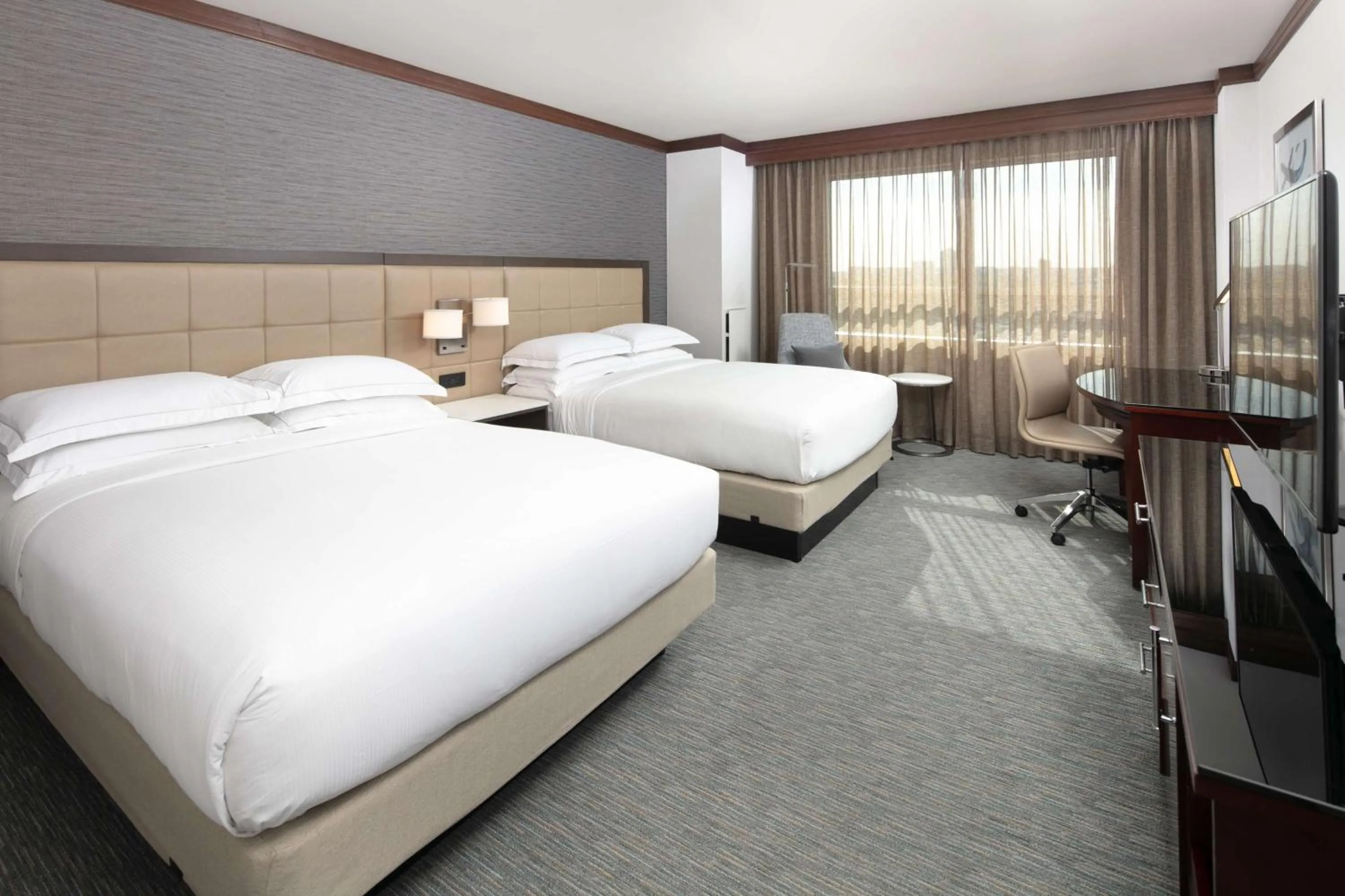 Queen Room with Two Queen Beds in Hilton Minneapolis Bloomington
