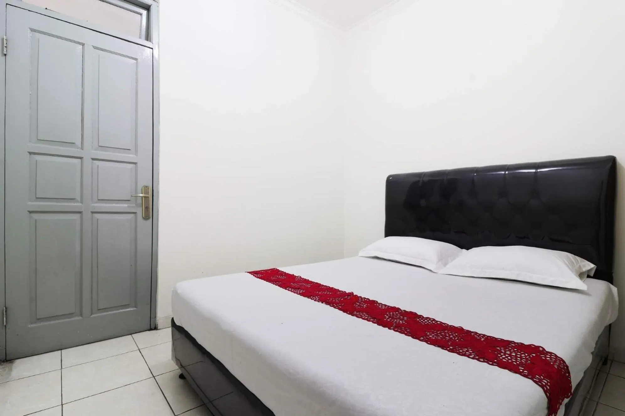 Deluxe Double Room in Wisma Lamida 2 Syariah
