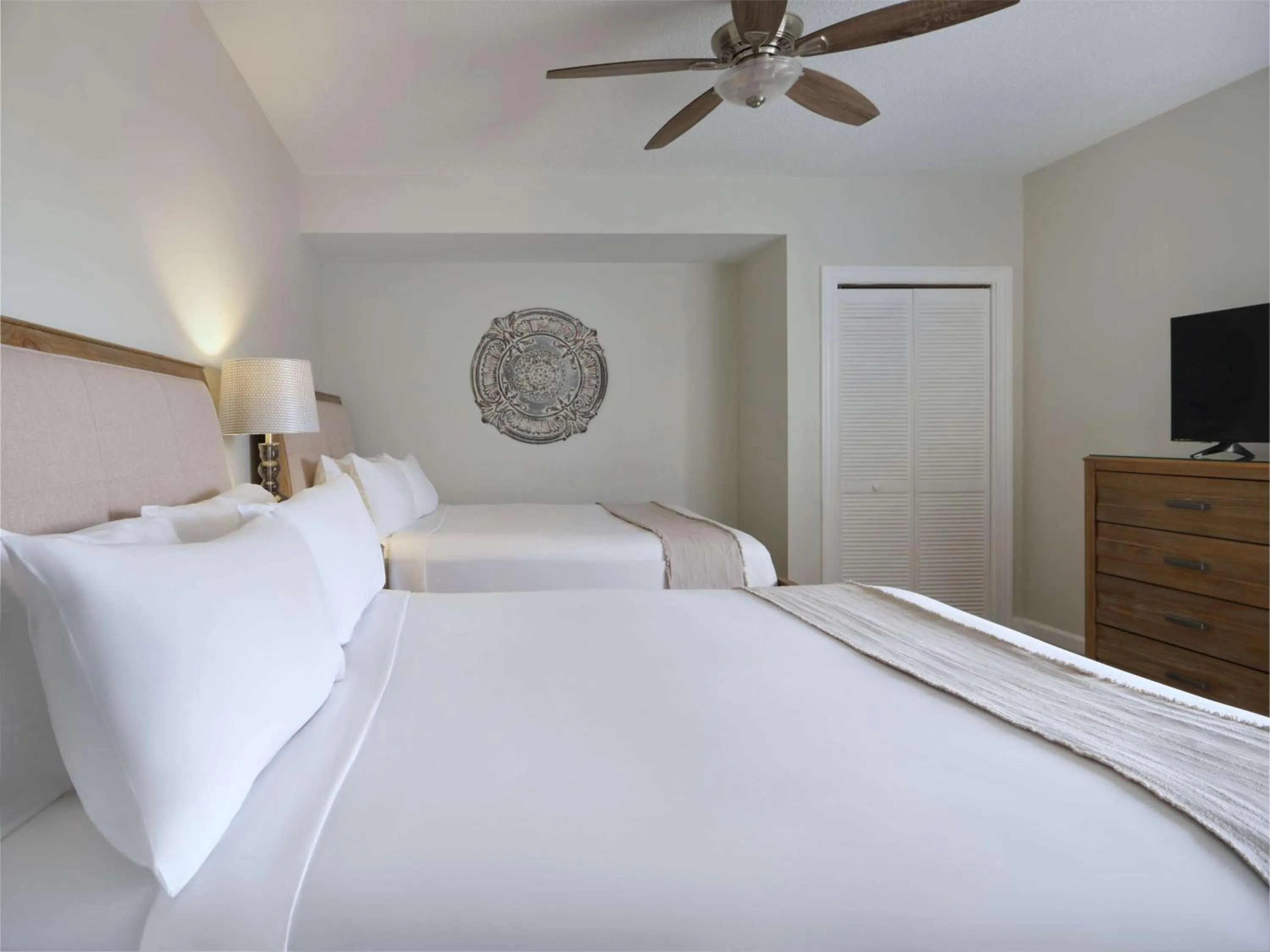 Three-Bedroom Condo with Ocean View in Royale Palms Condominiums