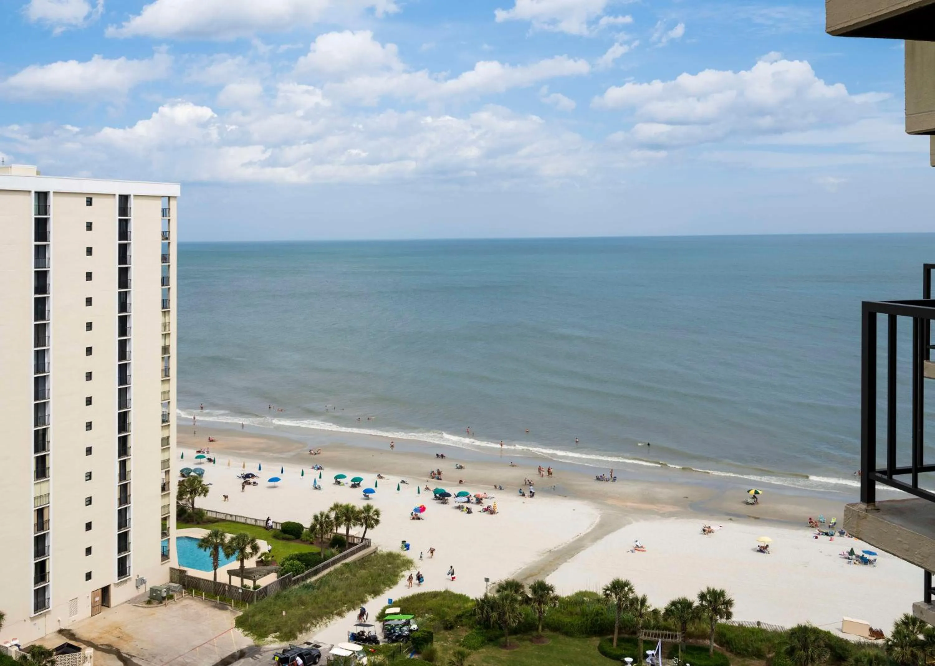 Queen Room with Ocean View - Mobility Accessible in Hilton Myrtle Beach Resort